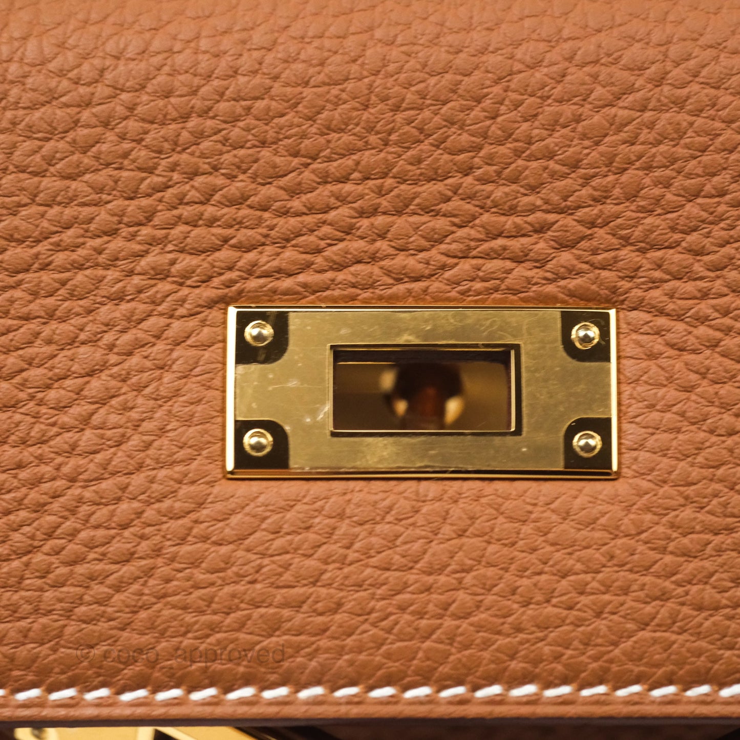 Hermès Kelly 28 Retourne Gold 37 Togo Gold Hardware