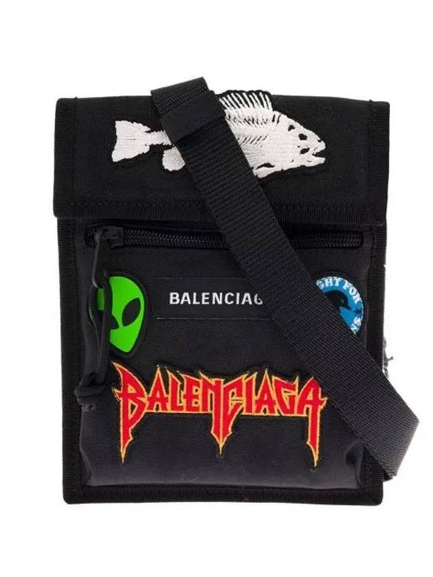 Luxury Balenciaga Explorer Pouch Strap Cross Bag Black