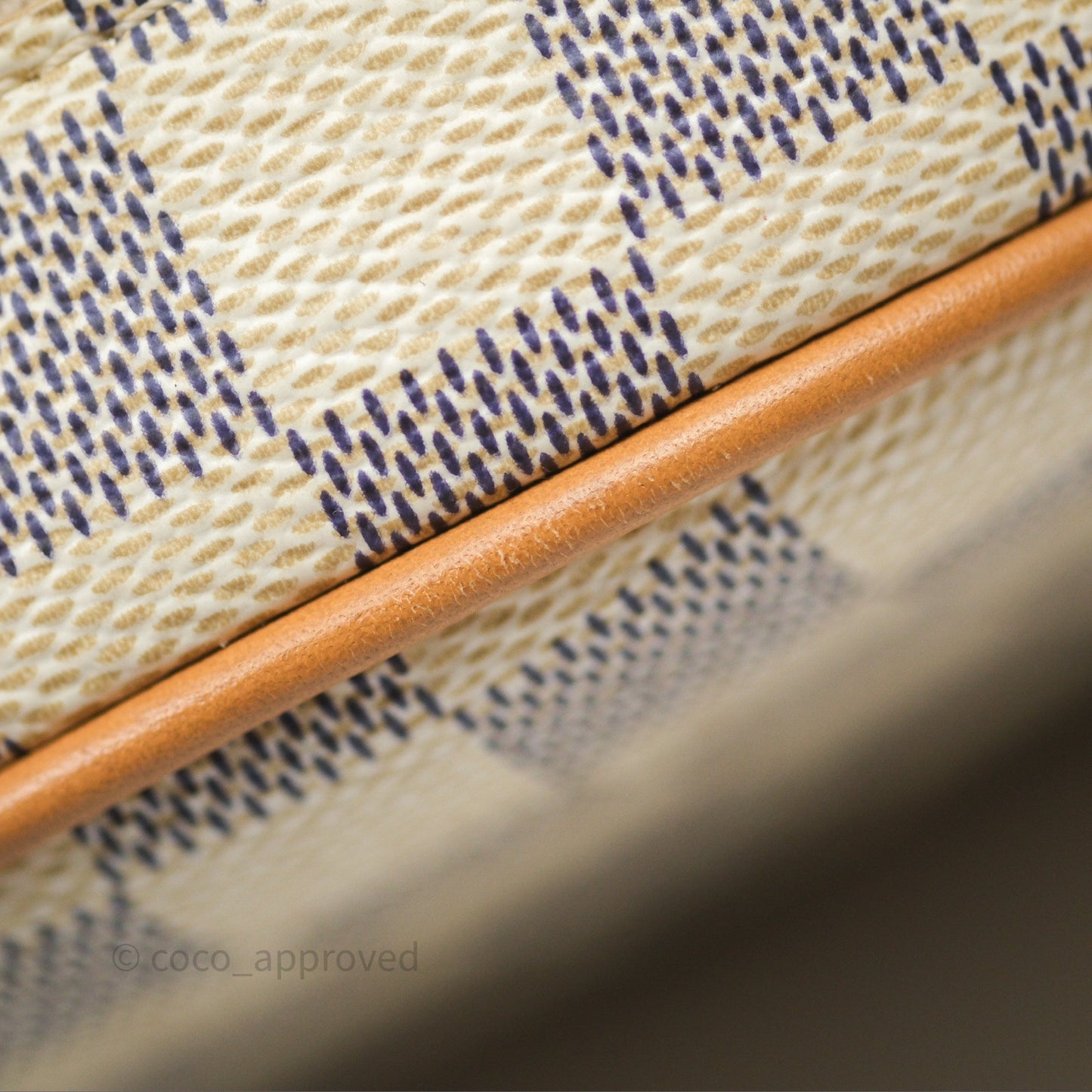 Louis Vuitton Boite Chapeau Souple PM Damier Azur