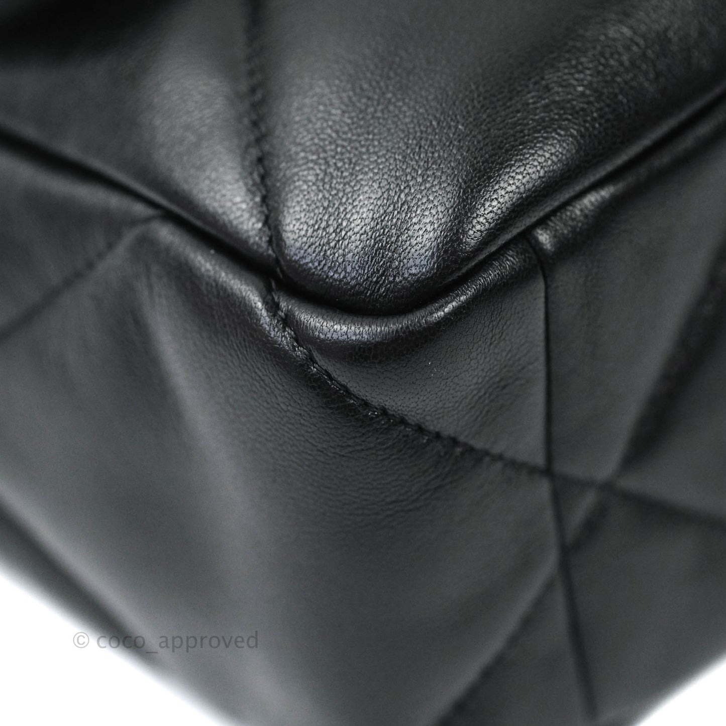Chanel 19 Medium Black Mixed Hardware Goatskin