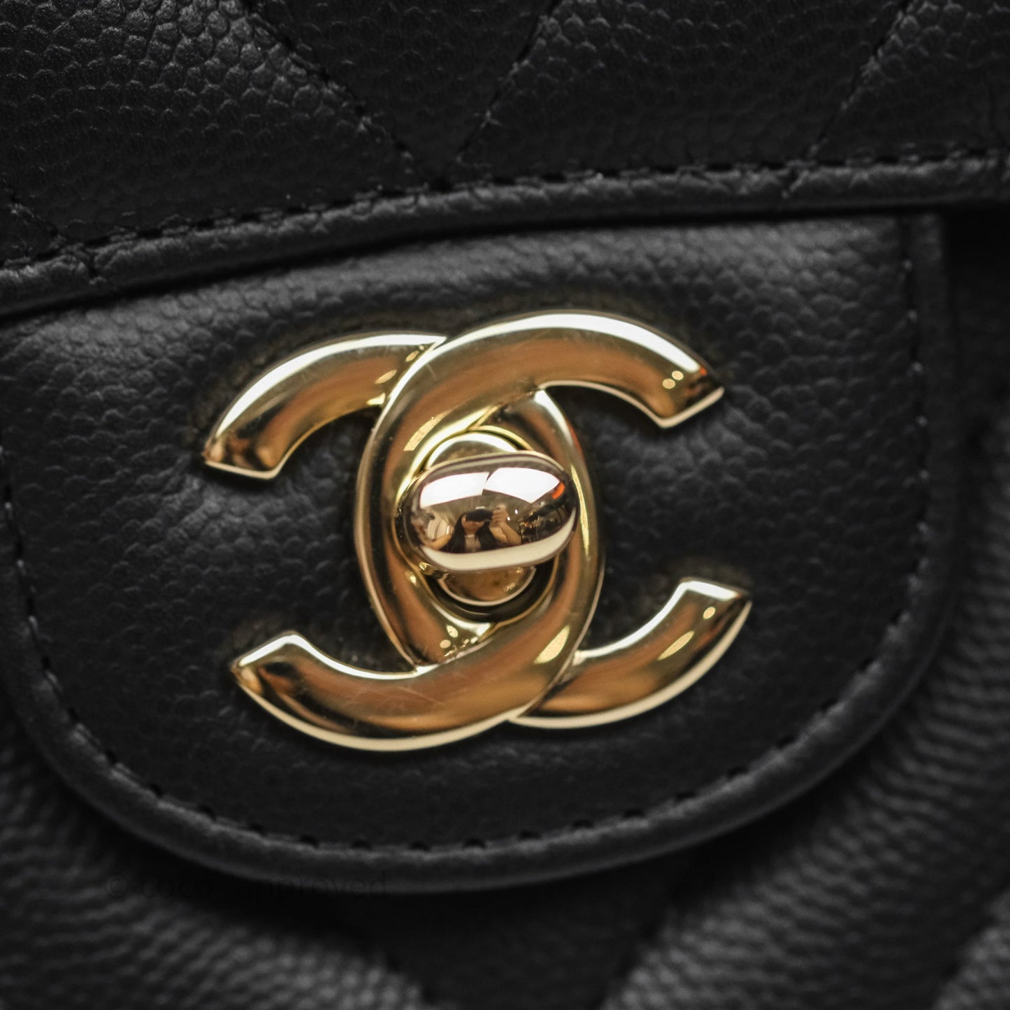 Chanel Classic M/L Medium Flap Chevron Black Caviar Gold Hardware