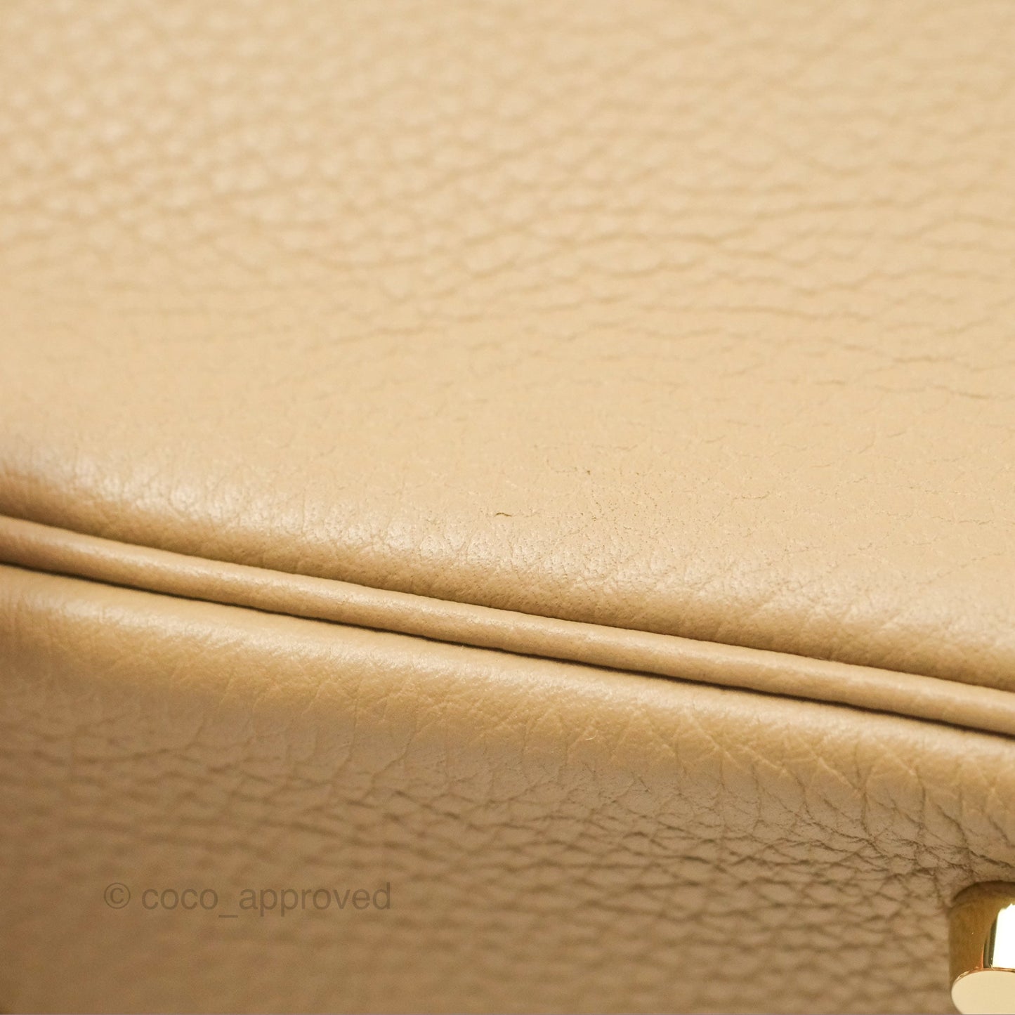Hermès Lindy 26 Trench Clemence Gold Hardware