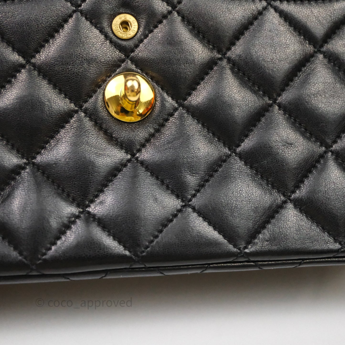 Chanel Quilted Vintage Flap Bag Lambskin Black 24K Gold Hardware
