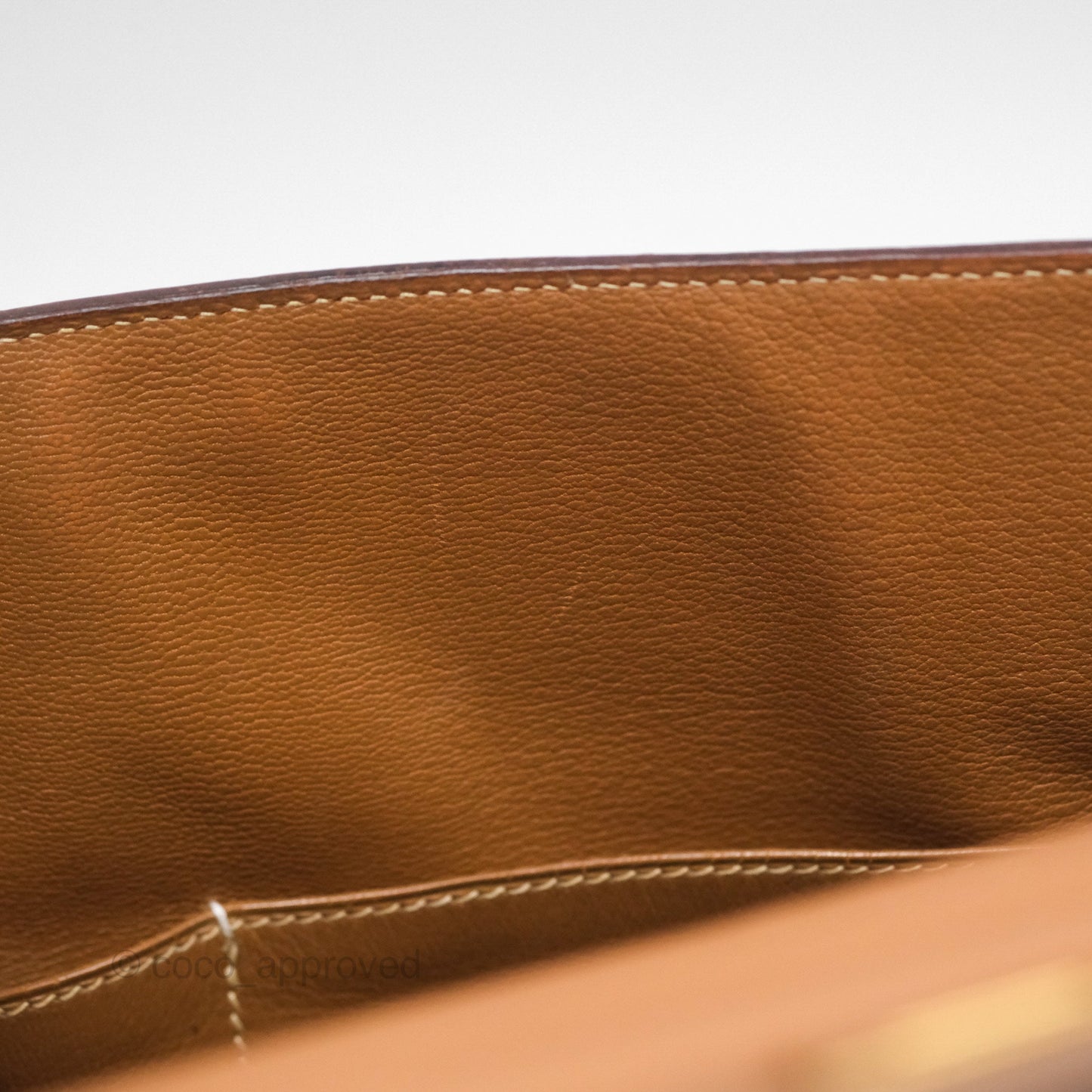 Hermes Vintage Kelly 32 Retourne Natural Gold Hardware