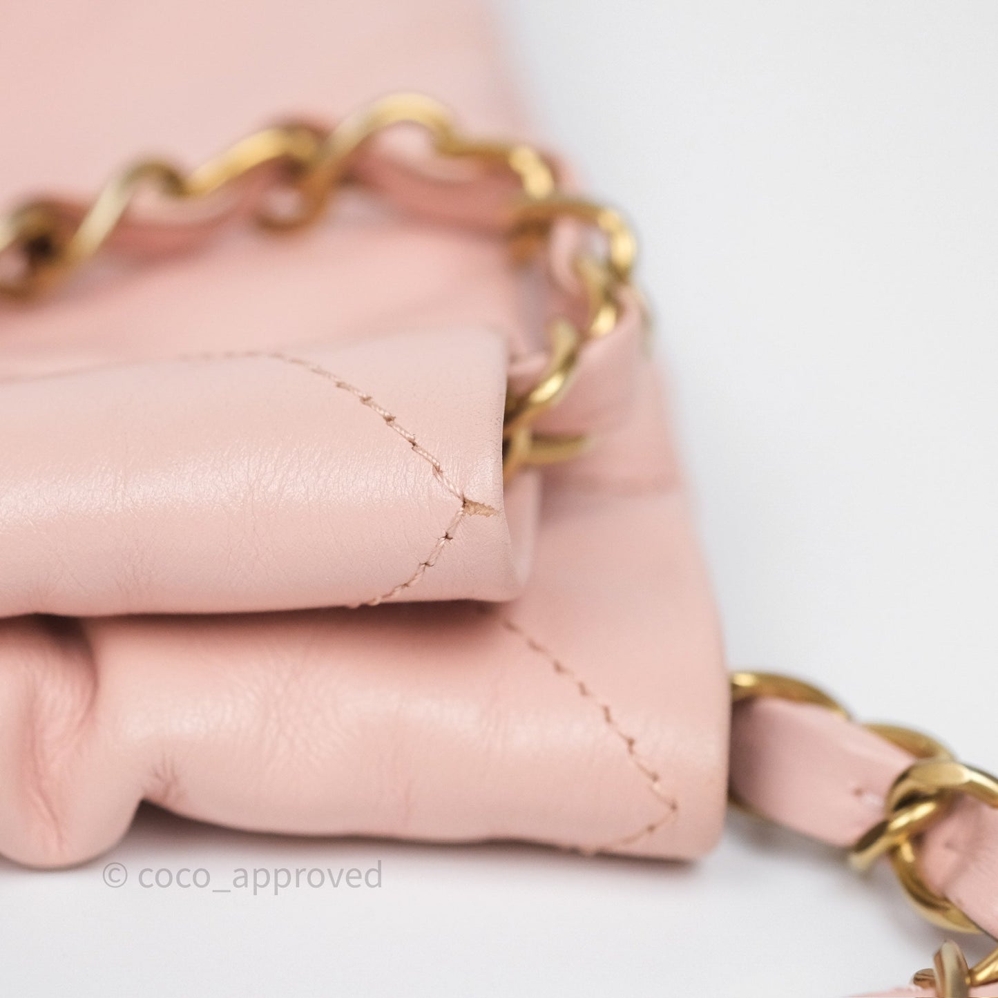 Chanel 22 Medium Pink Crumpled Calfskin Aged Gold Hardware
