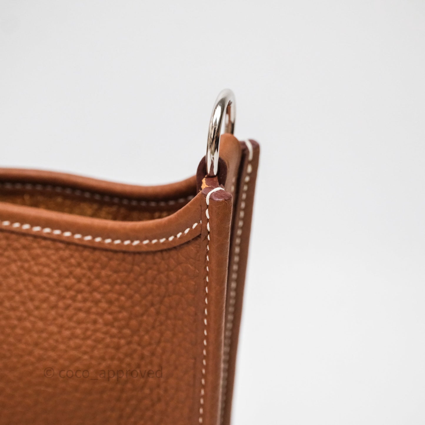 Hermès Mini Evelyne 16 Gold Clemence Gold Hardware