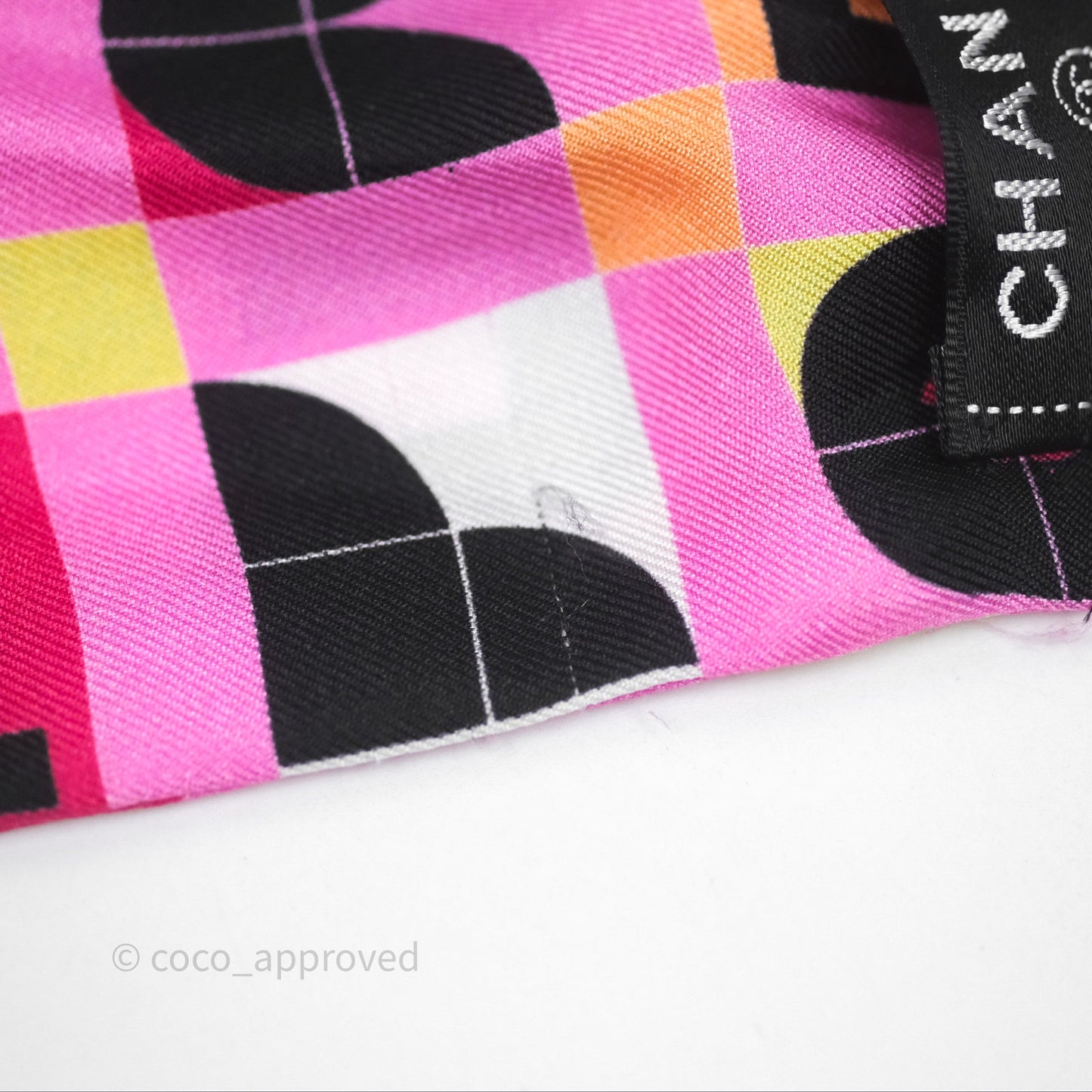 Chanel CC Silk Twilly Pink