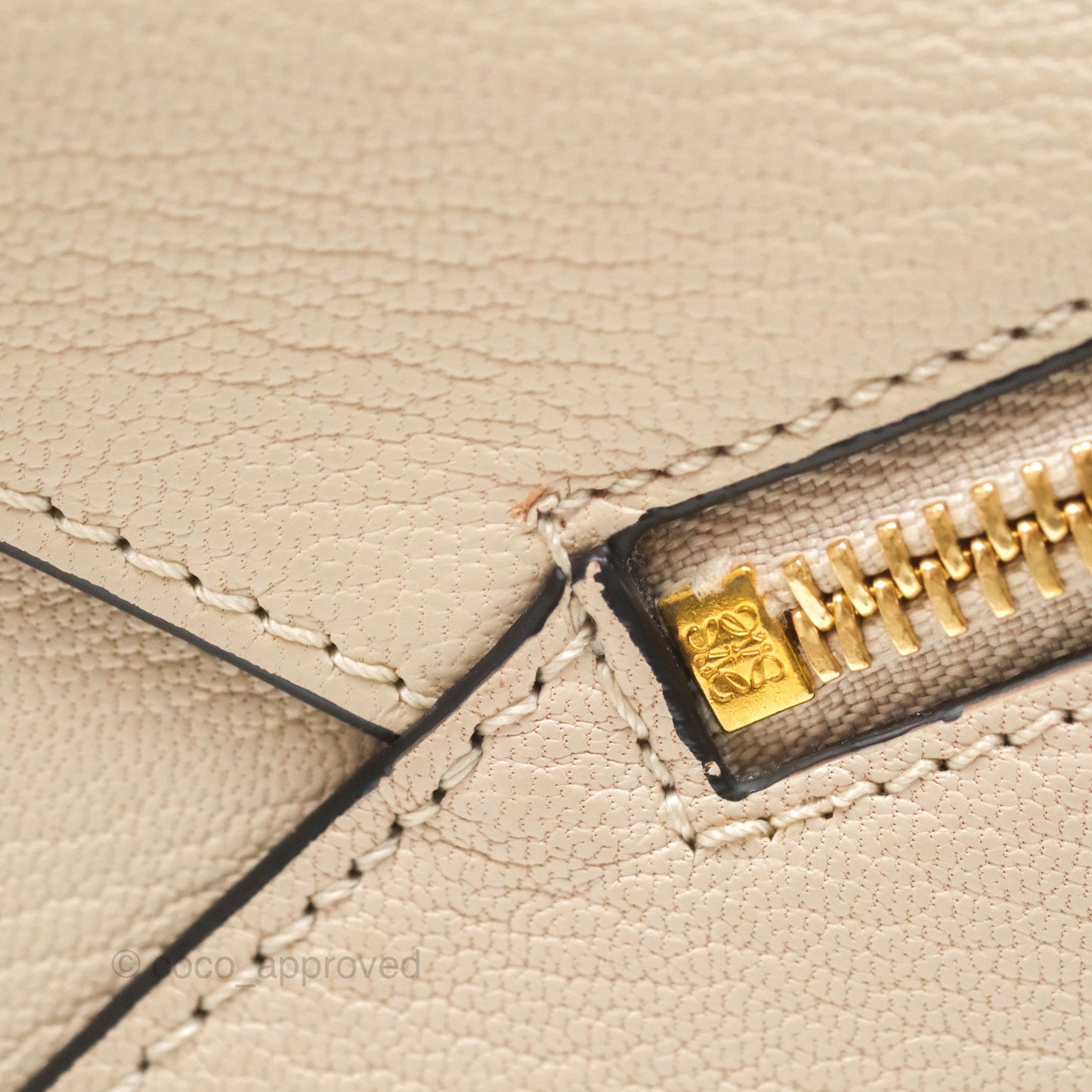 Loewe Small Puzzle Bag Beige Calfskin Gold Hardware