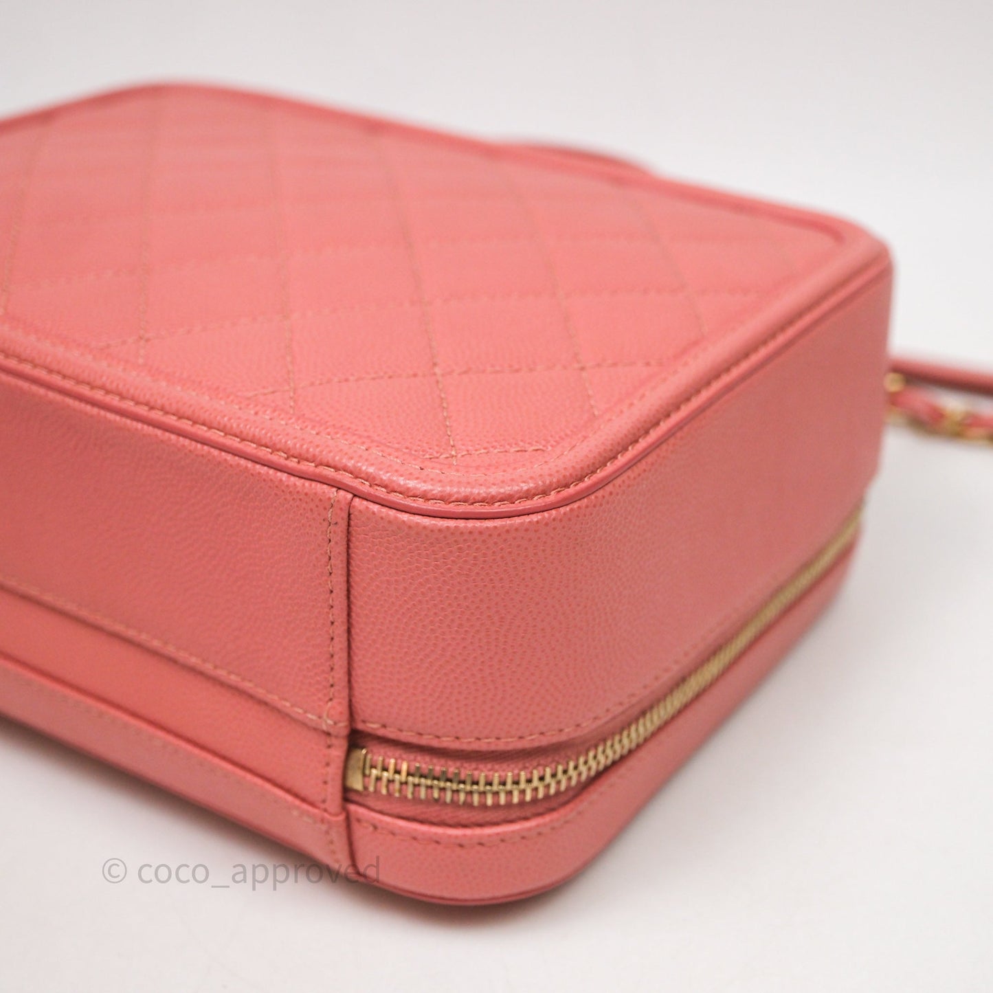 Chanel Medium CC Filigree Vanity Case Quilted Pink Caviar Aged Gold Hardware