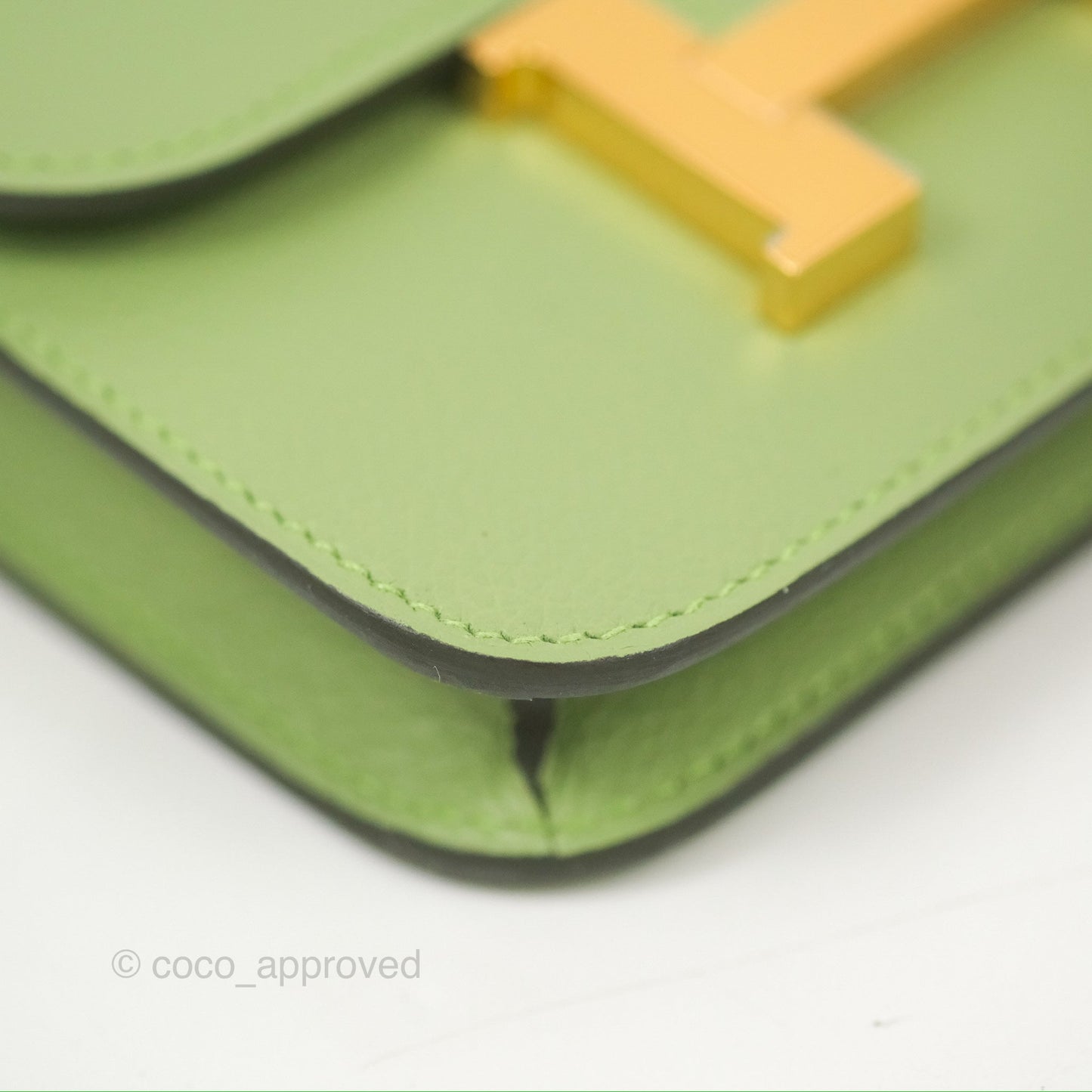 Hermès Constance Slim Wallet Vert Criquet Evercolour Gold Hardware