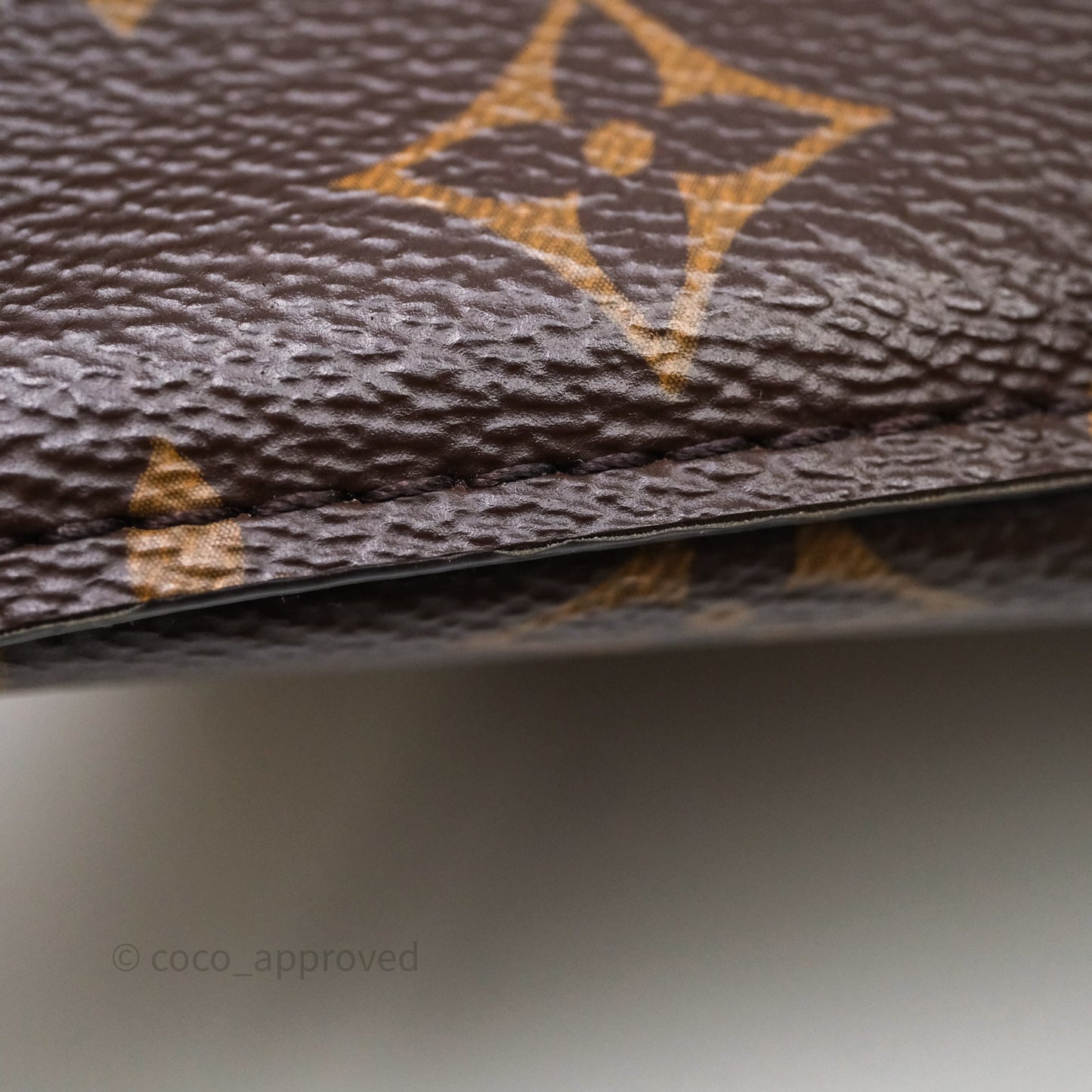 Louis Vuitton NéoNoé MM Black Monogram Canvas