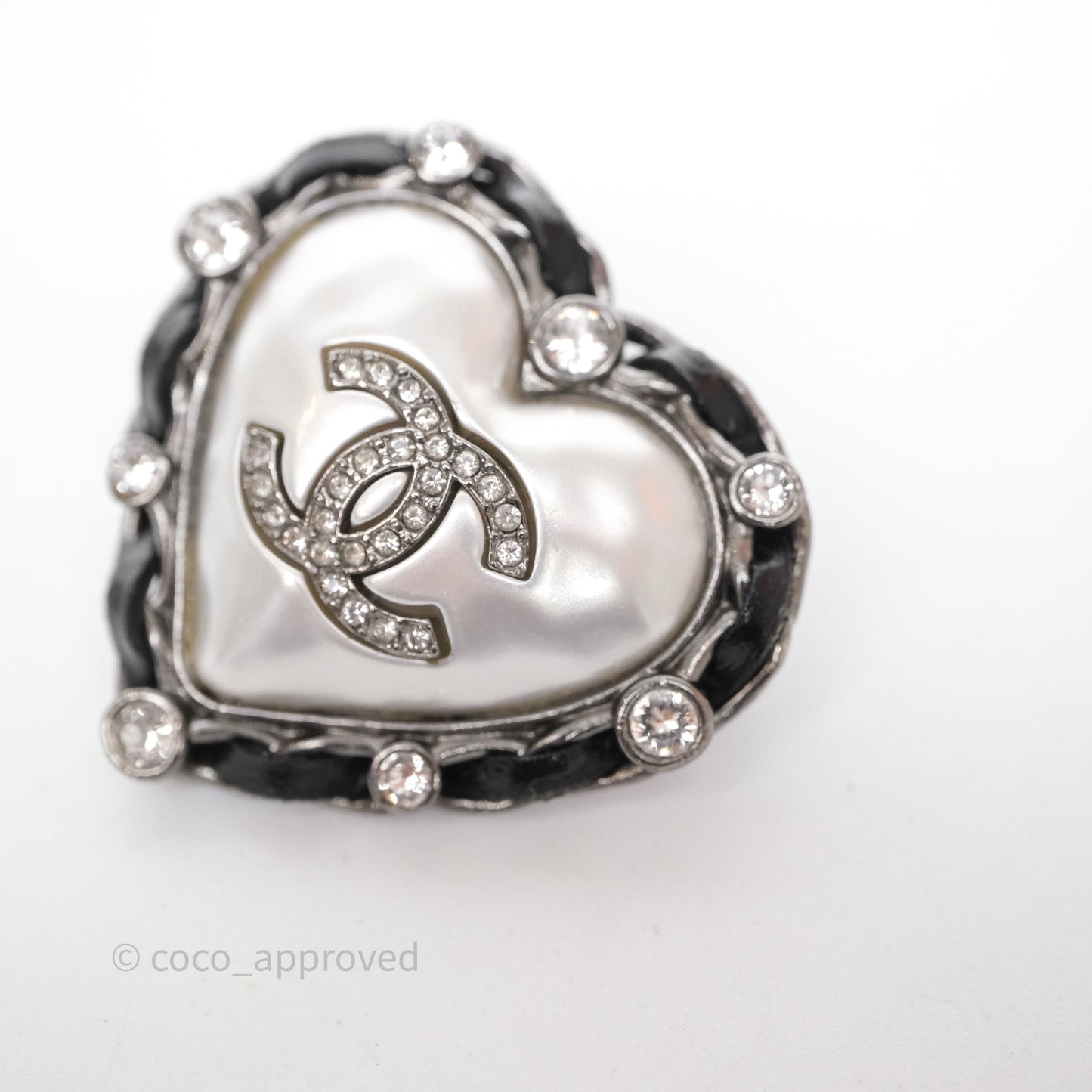 Chanel Crystal Braided Leather Heart Brooch Gun Metal 21A
