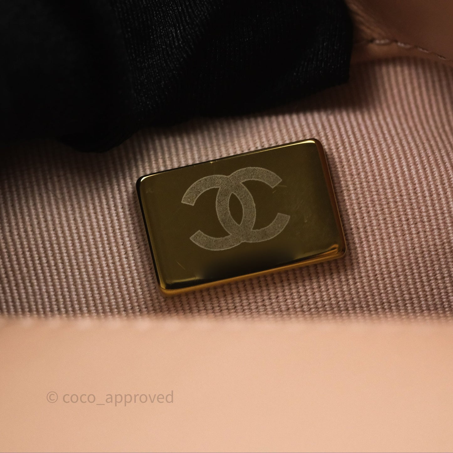 Chanel Messenger Bag Beige Pink Calfskin Aged Gold Hardware