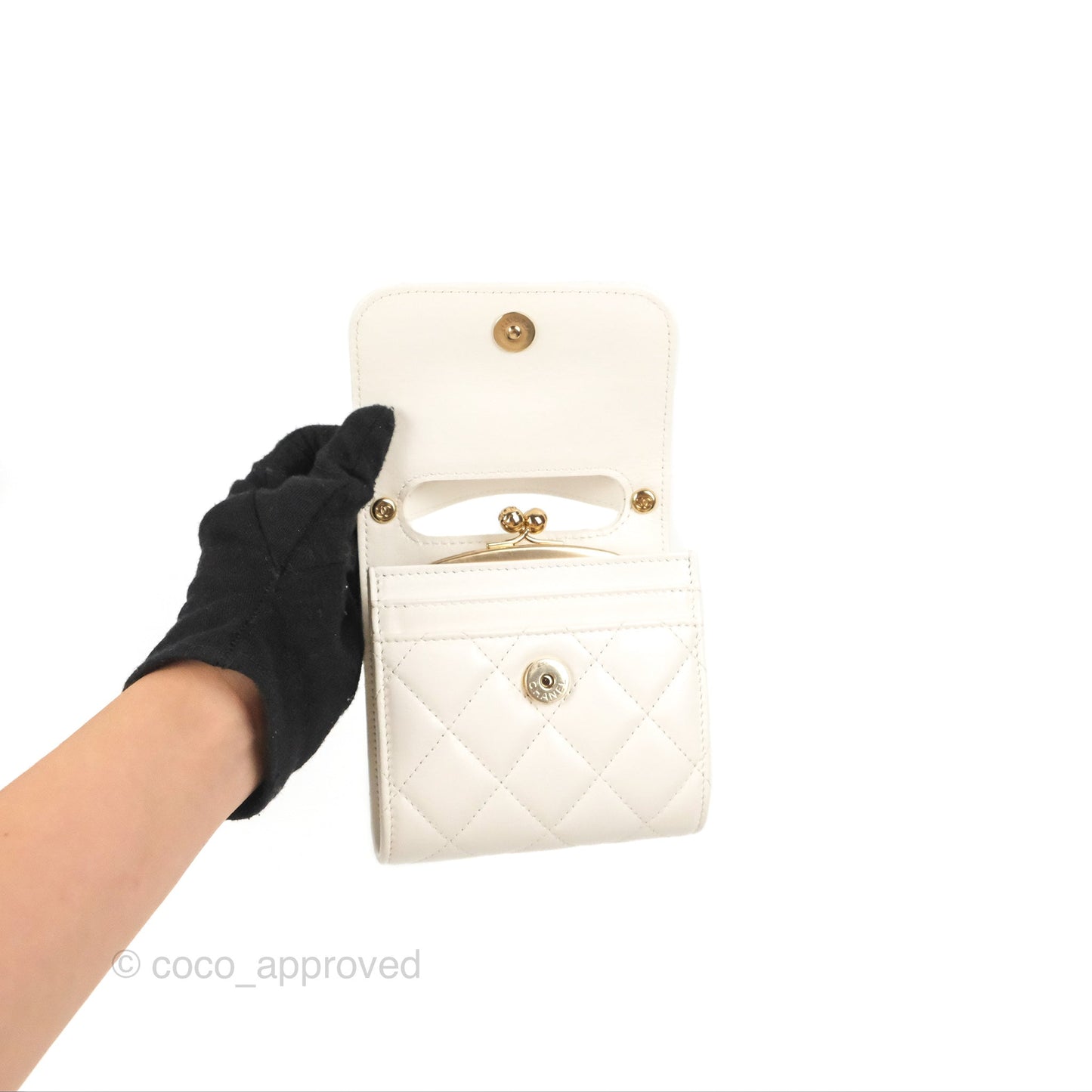 Chanel Coin Purse Clutch With Chain White Lambskin Gold Hardware