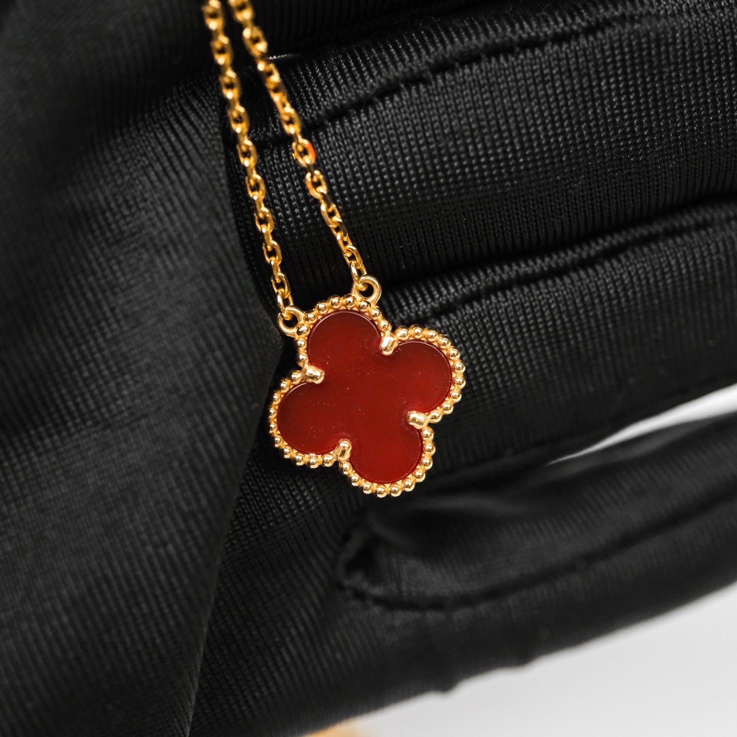Van Cleef & Arpels Vintage Alhambra Pendant Red Carnelian Yellow Gold