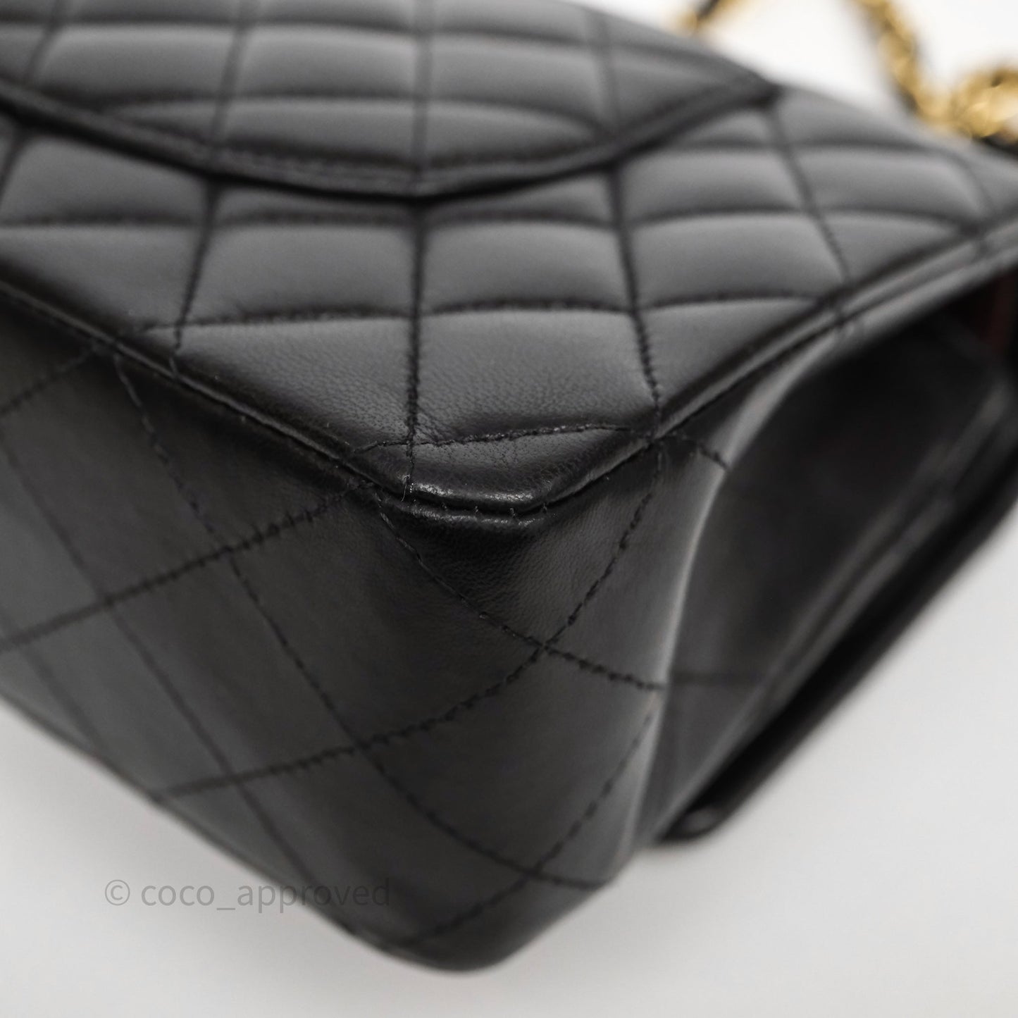 Chanel Classic M/L Medium Flap Quilted Black Lambskin Gold Hardware