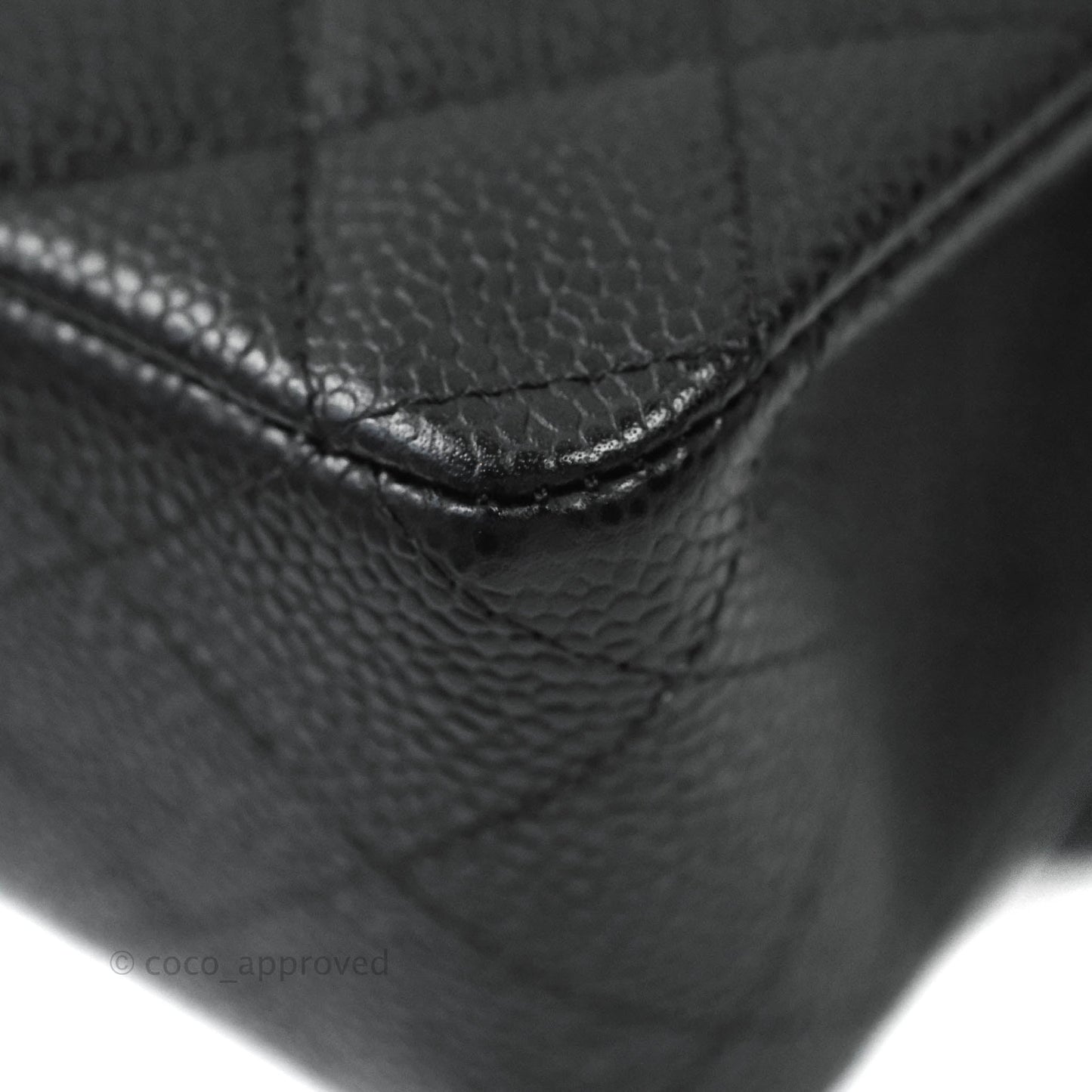 Chanel Quilted M/L Medium Double Flap Black Caviar Gold Hardware