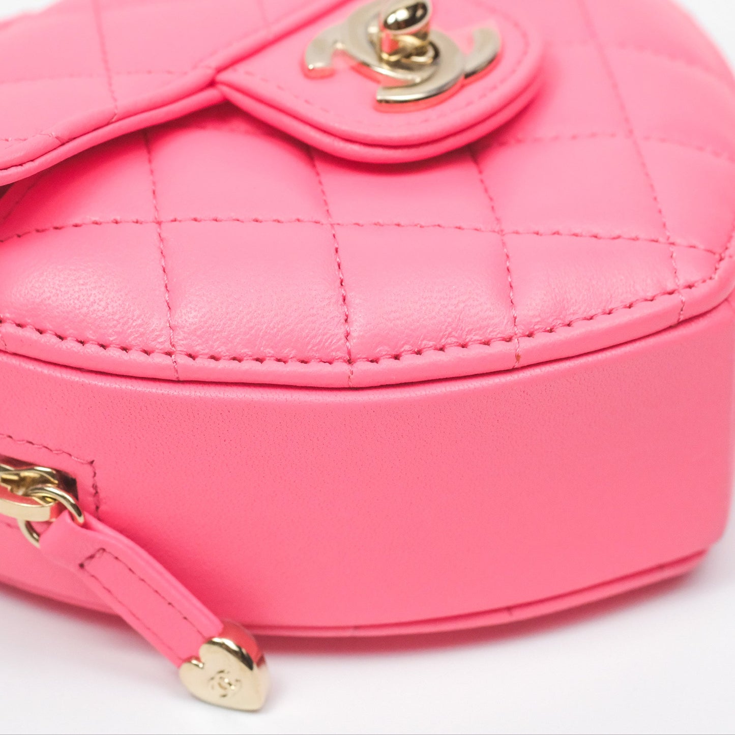 Chanel Small Heart Bag Pink Lambskin Gold Hardware 22S