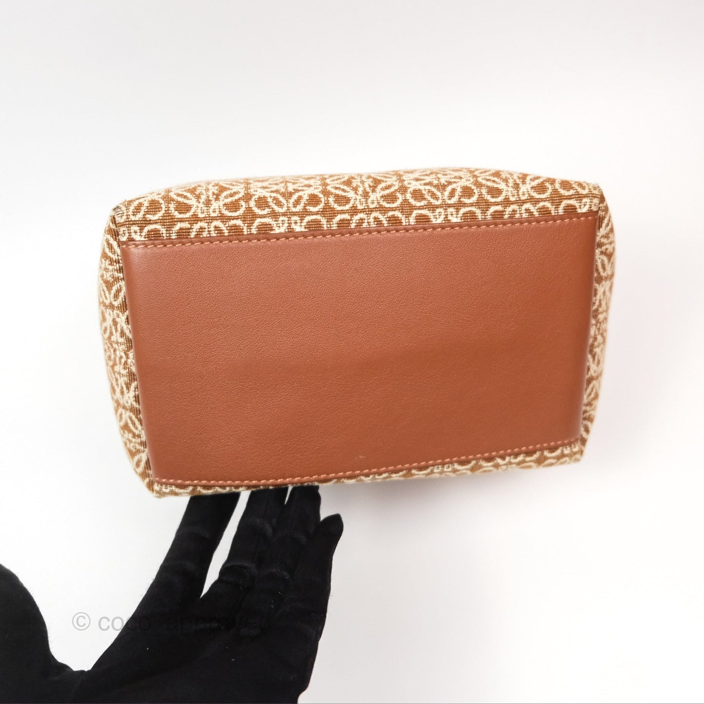Loewe Small Cubi bag in Anagram Jacquard & Calfskin Tan Pecan