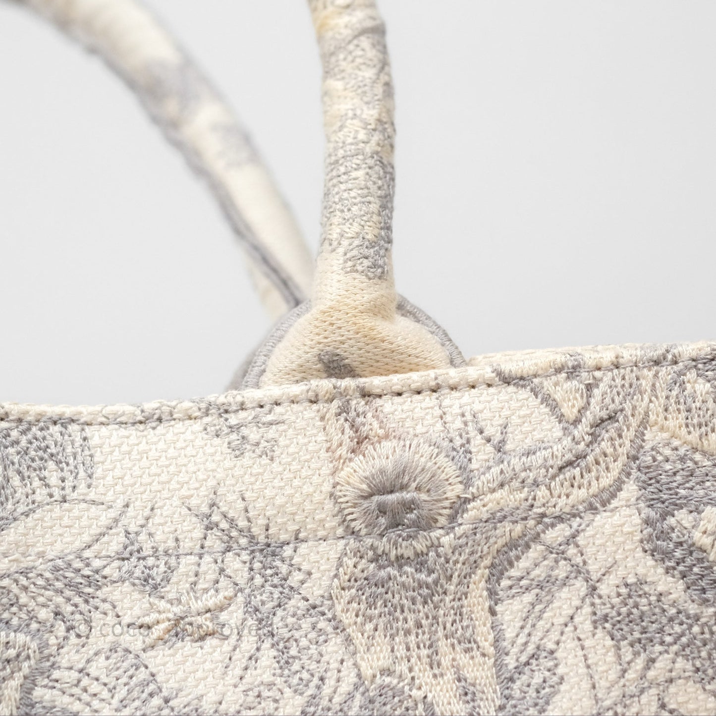 Christian Dior Medium (Old Small) Embroidered Toile De Jouy Light Grey Canvas Book Tote