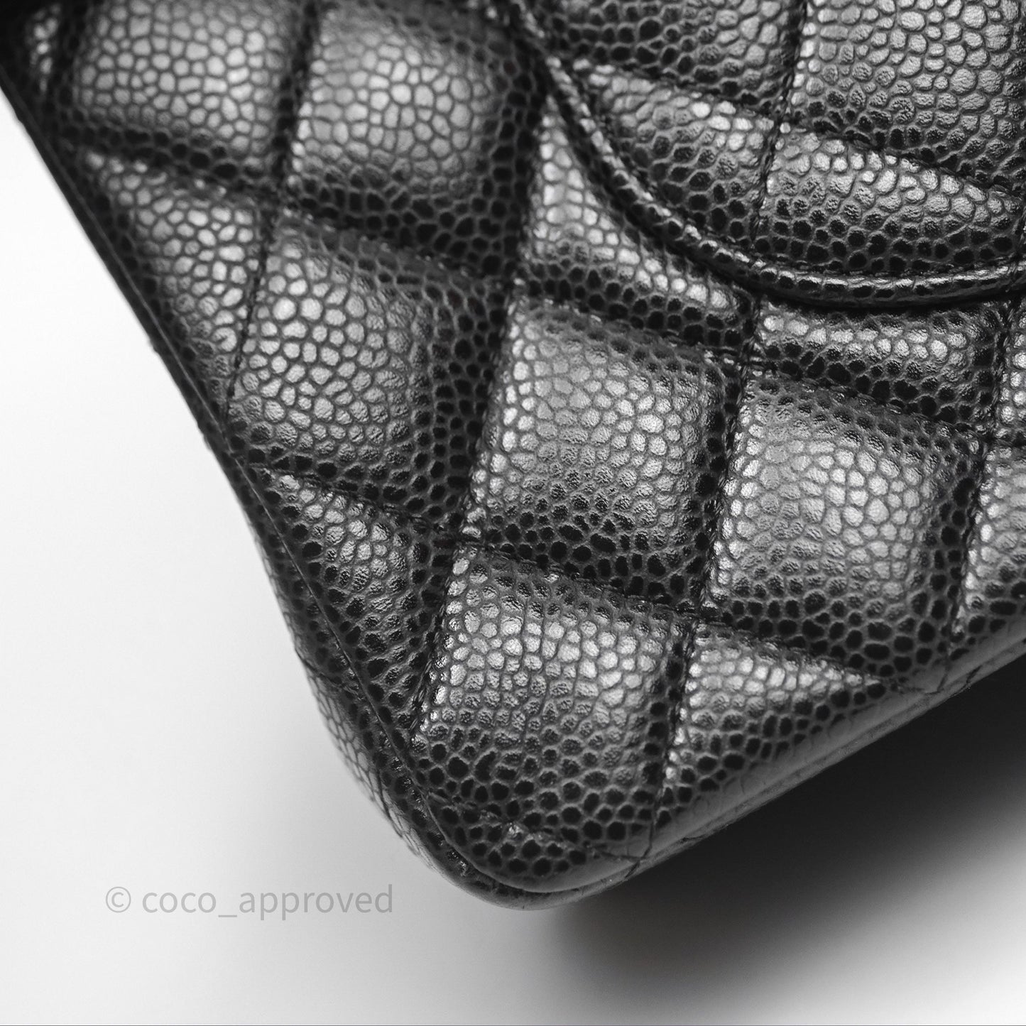 Chanel Classic M/L Medium Flap Quilted Black Caviar Gold Hardware
