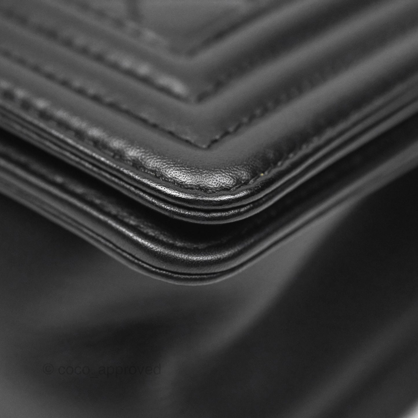 Chanel Medium Boy Quilted Black Calfskin Ruthenium Hardware