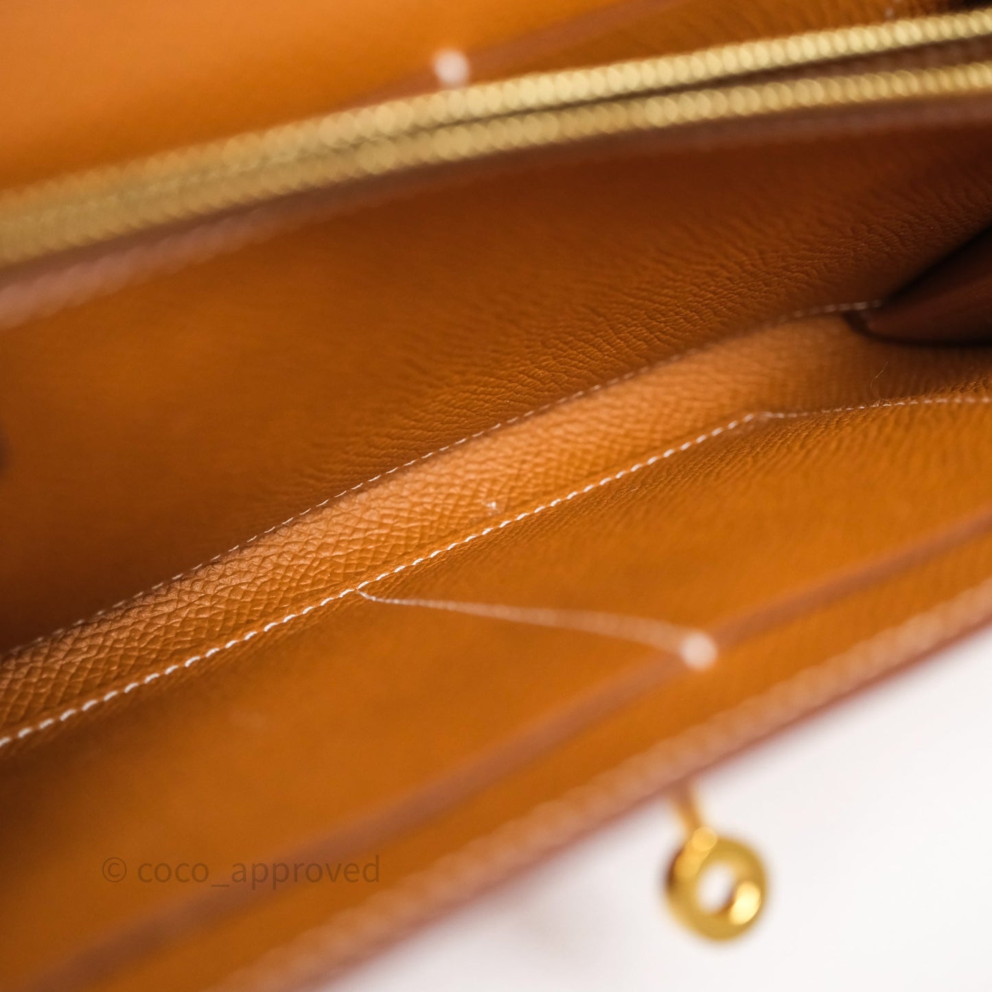 Hermès Kelly To Go Wallet Gold 37 Epsom Gold Hardware