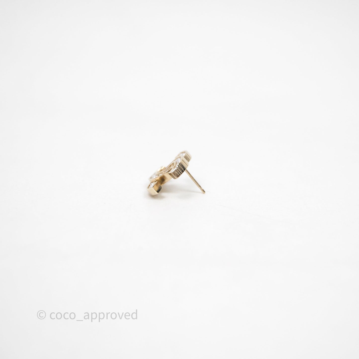 Chanel Pearl CC Earrings Gold Tone 21B