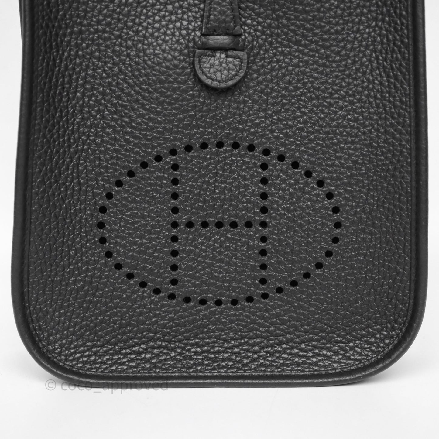 Hermès Mini Evelyne 16 Black Noir 89 Clemence Palladium Hardware