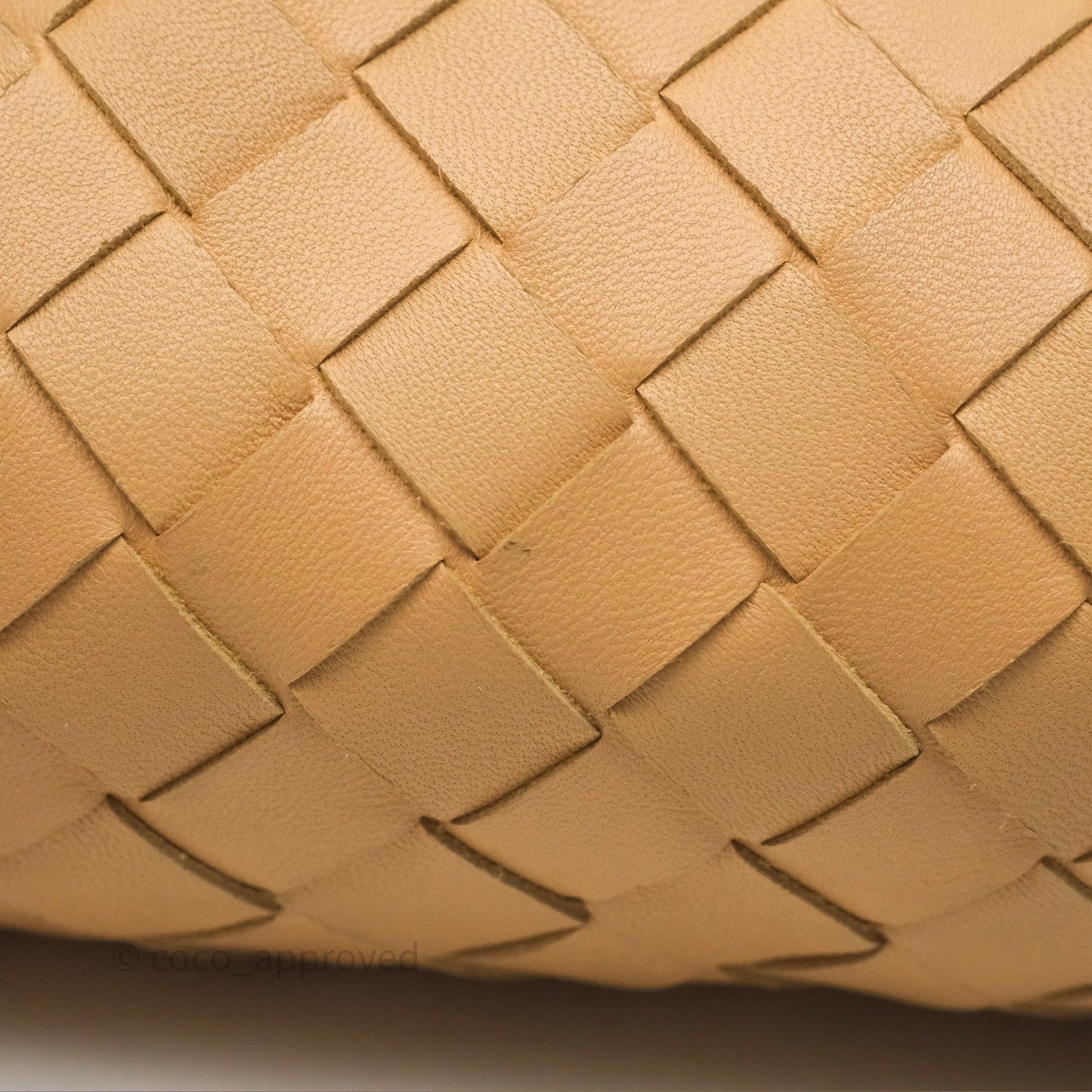 Bottega Veneta The Mini Pouch Intrecciato Lambskin Beige