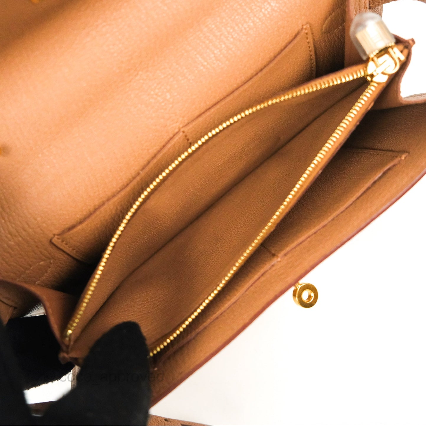 Hermès Kelly To Go Wallet Quebracho Chevre Mysore Gold Hardware