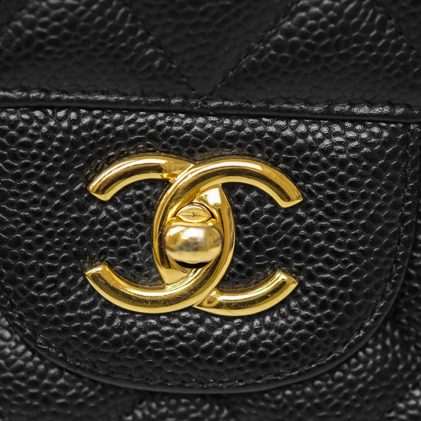 Chanel Jumbo Double Flap Quilted Black Caviar Gold Hardware⁣⁣