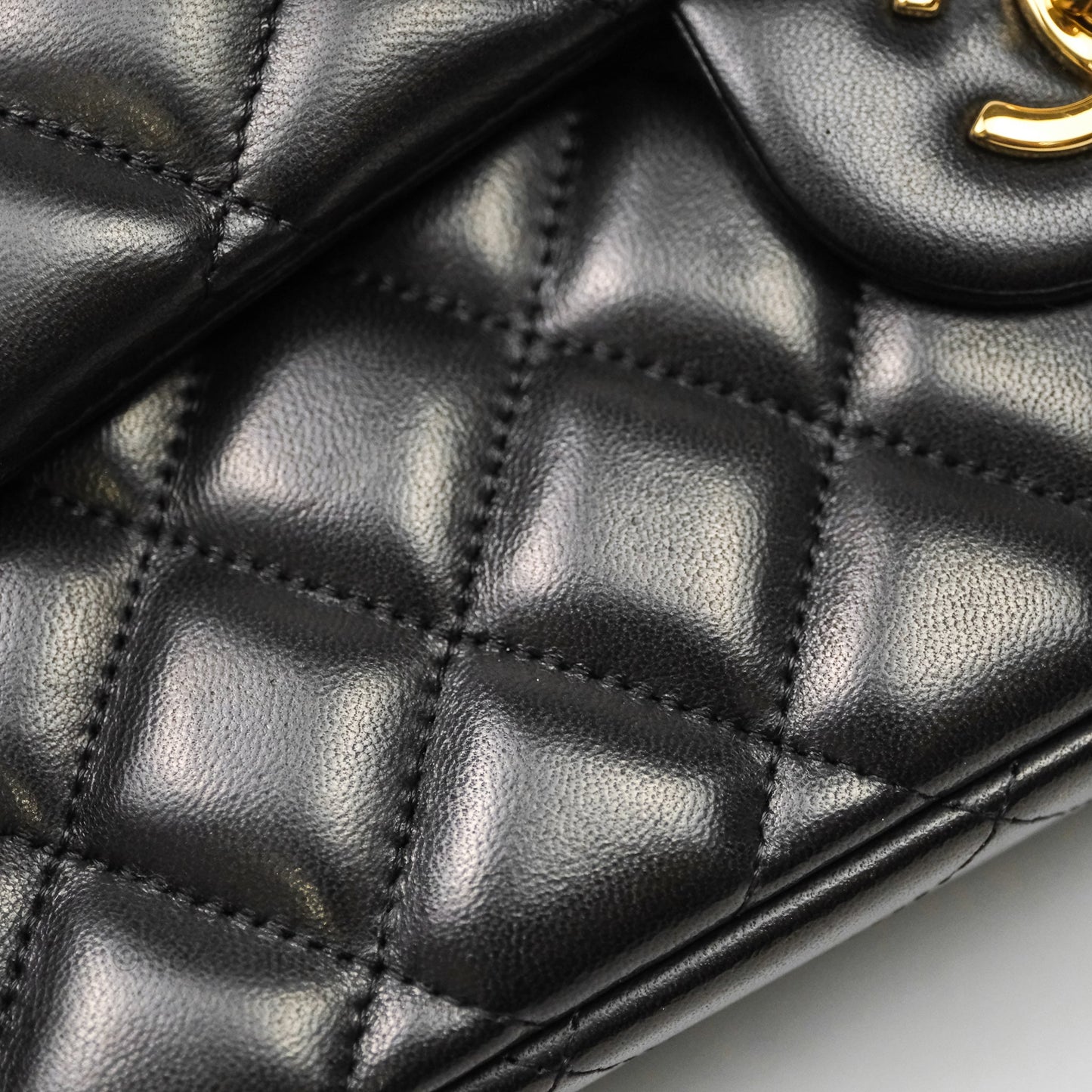 Chanel Jumbo Double Flap Quilted Black Lambskin Gold Hardware⁣⁣