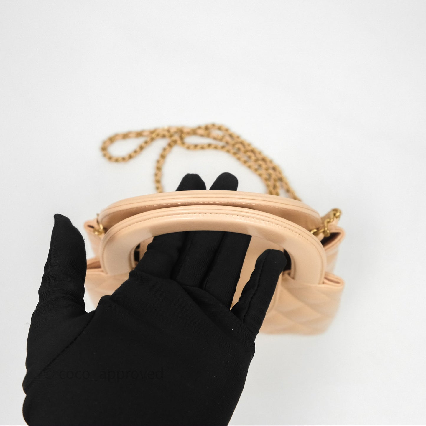 Chanel Kelly Bag Quilted Light Beige Shiny Crumpled Calfskin Aged Gold Hardware