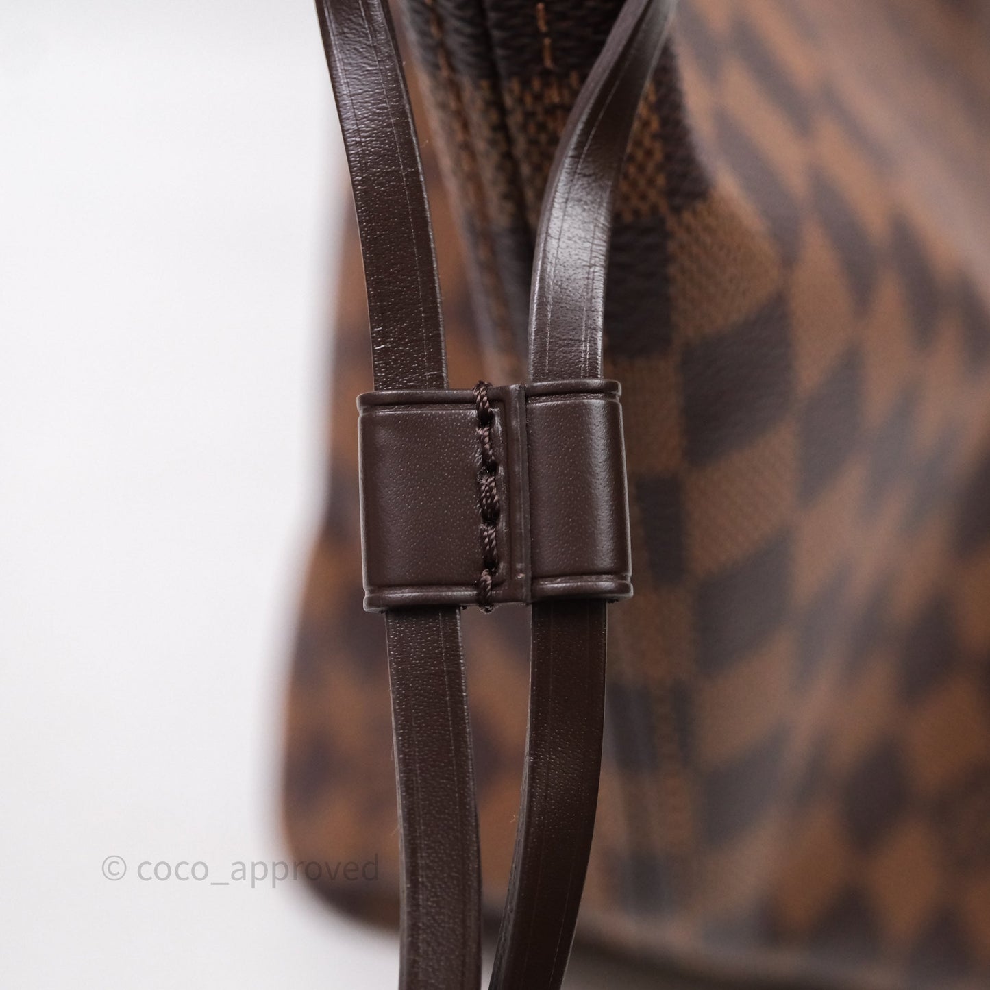 Louis Vuitton Neverfull MM Damier Ebene Canvas