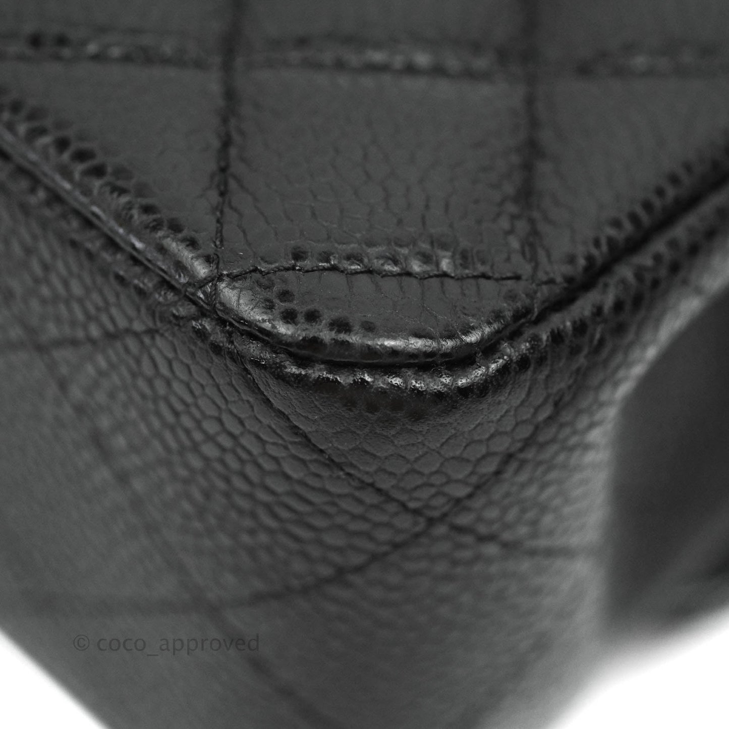 Chanel Quilted M/L Medium Double Flap Black Caviar Gold Hardware