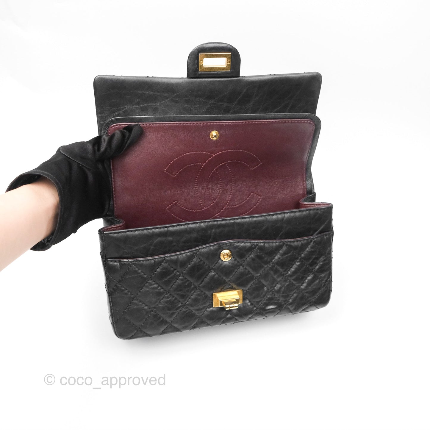 Chanel Reissue 225 Quilted Black Aged Calfskin Aged Gold Hardware