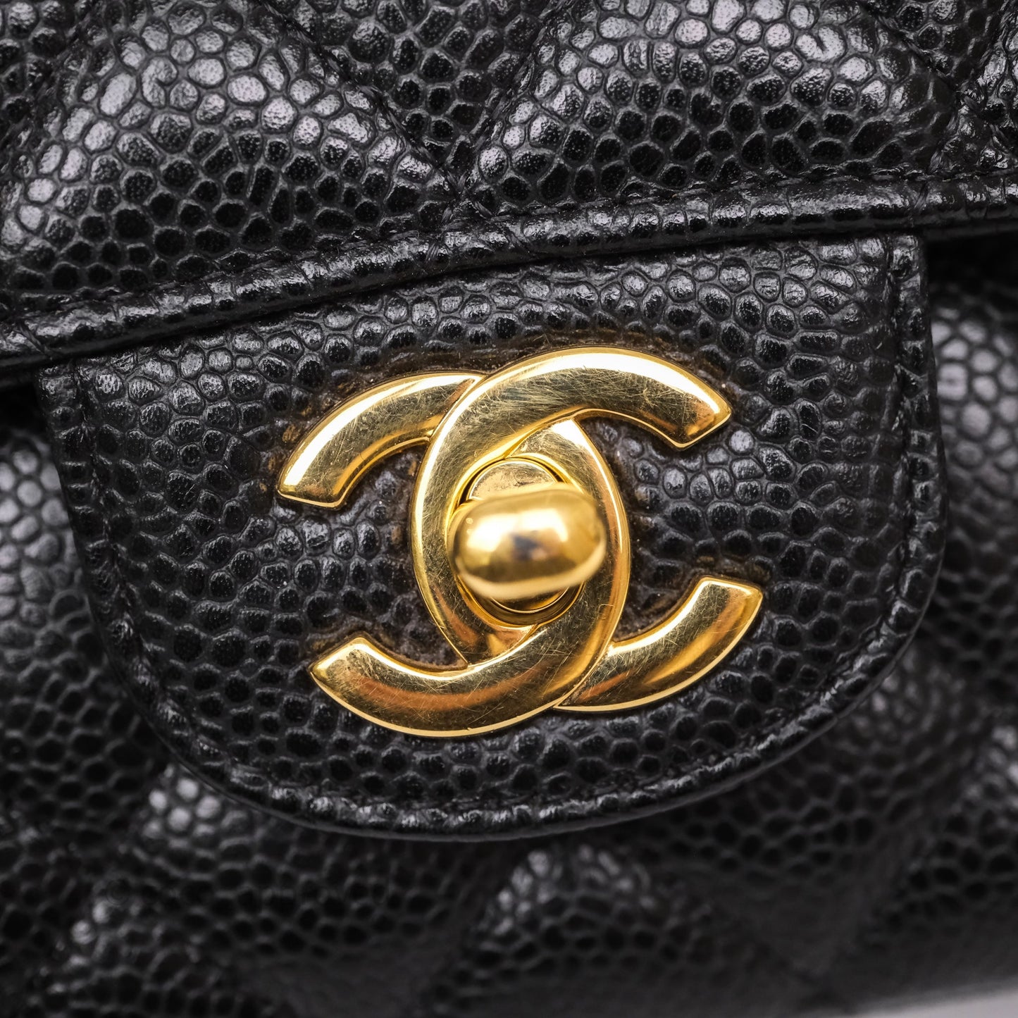 Chanel Classic M/L Medium Flap Quilted Black Caviar Gold Hardware