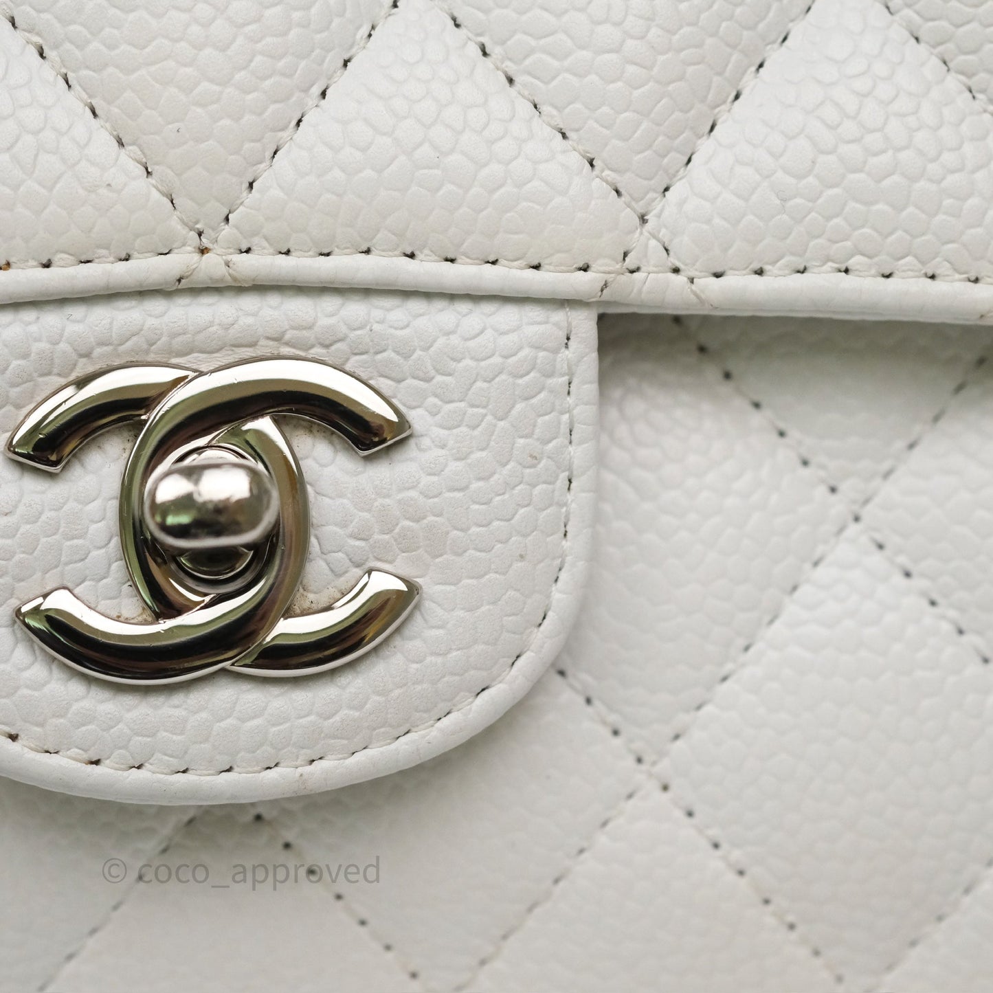 Chanel M/L Medium Classic Flap Quilted White Caviar Silver Hardware