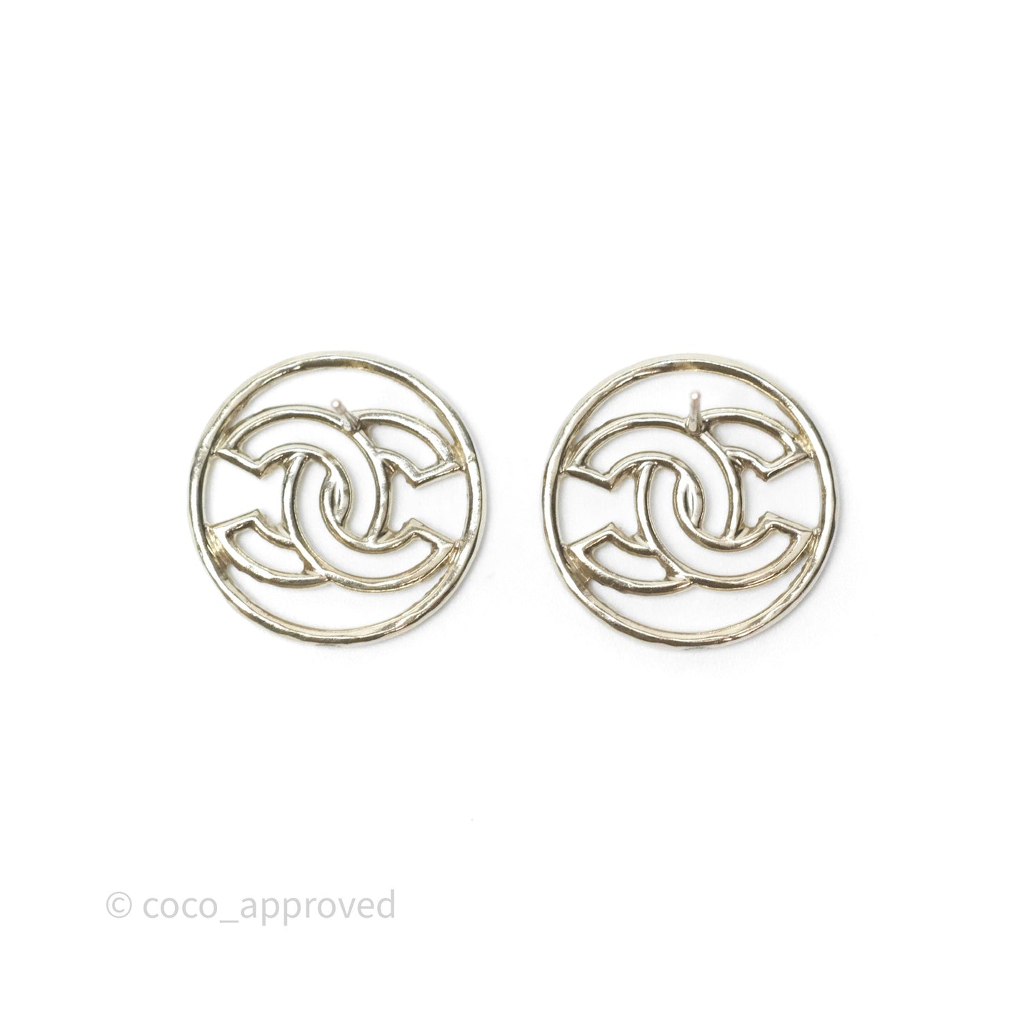 Chanel CC Round Earrings Gold Tone 17C