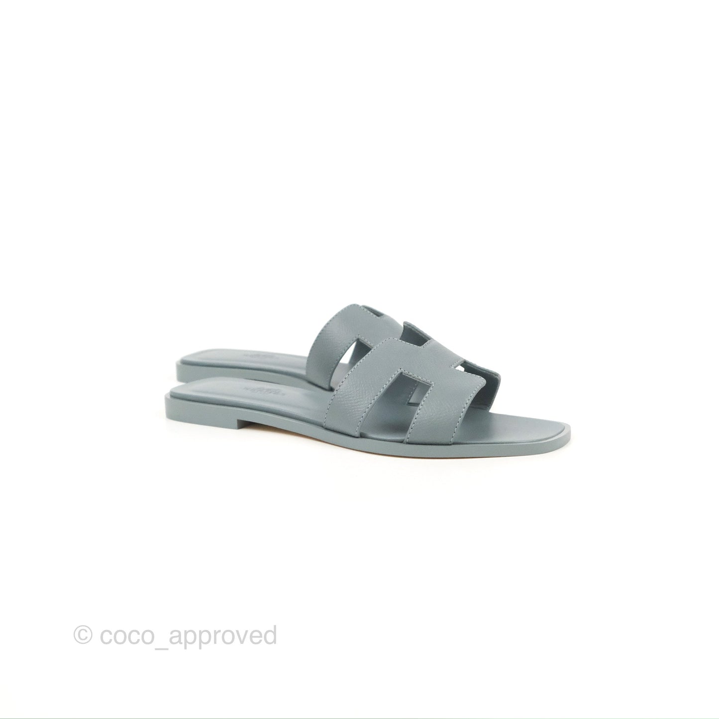Hermès Oran Sandals in Gris Antarctique Epsom Size 35.5