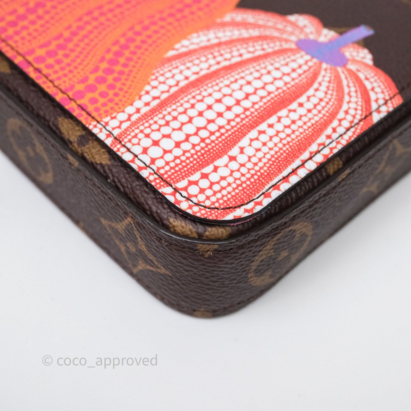 Louis Vuitton X Yayoi Kusama Pochette Felicie in Monogram Pumpkins