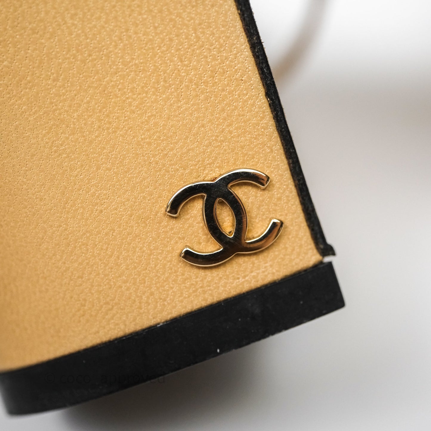 Chanel Classic Slingback Beige Black Leather Size 36