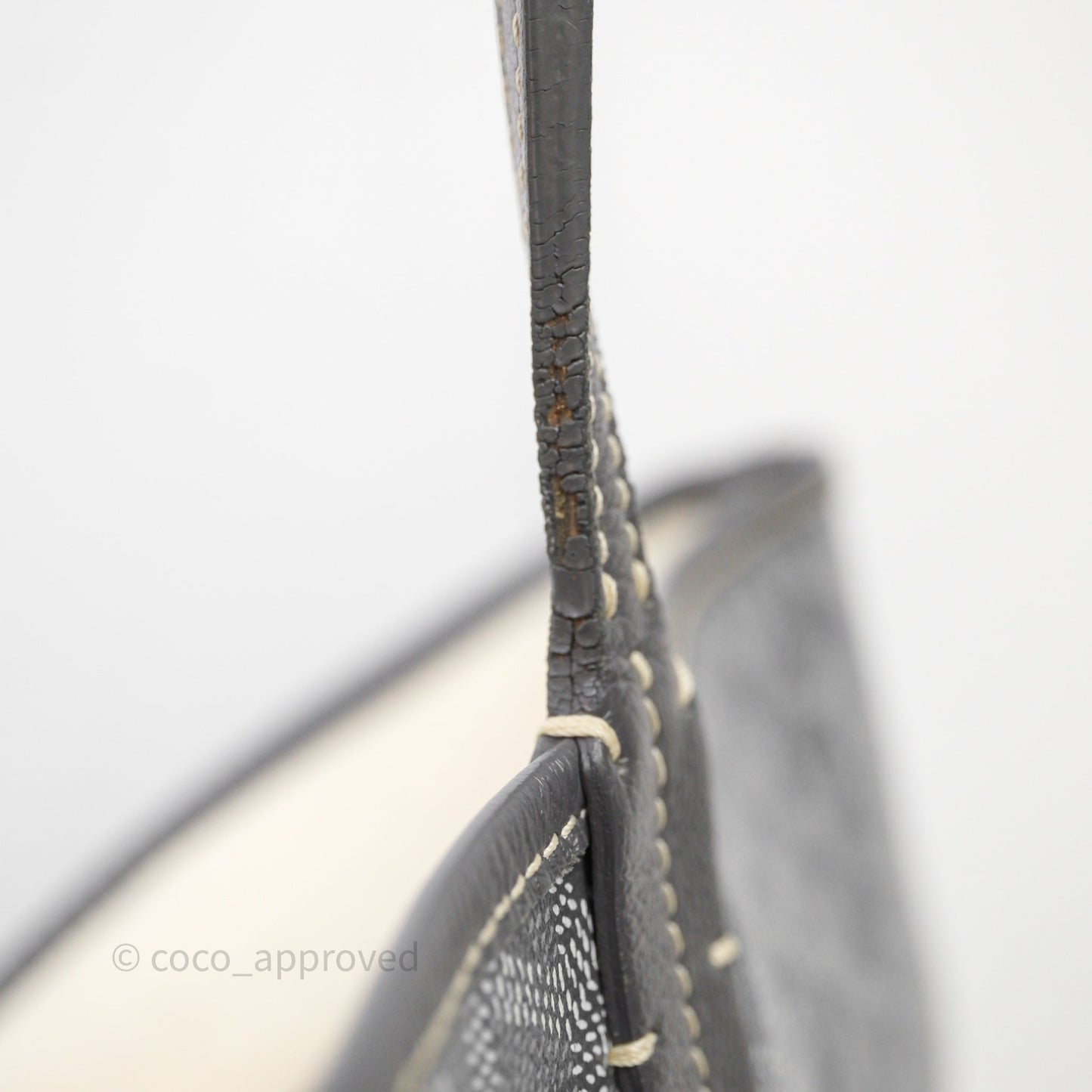 Goyard St Louis Tote PM ⁣⁣⁣⁣⁣⁣⁣⁣⁣⁣⁣⁣⁣⁣⁣⁣⁣⁣⁣⁣Grey