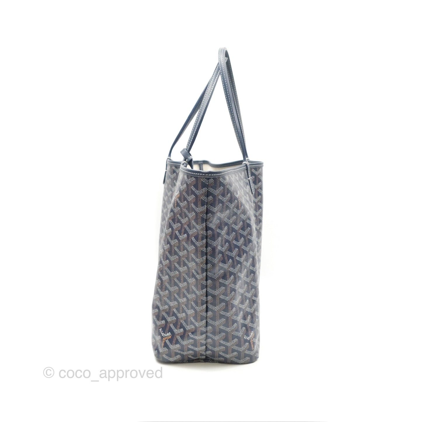 Goyard St Louis Tote PM ⁣⁣⁣⁣⁣⁣⁣⁣⁣⁣⁣⁣⁣⁣⁣⁣⁣⁣⁣⁣Navy