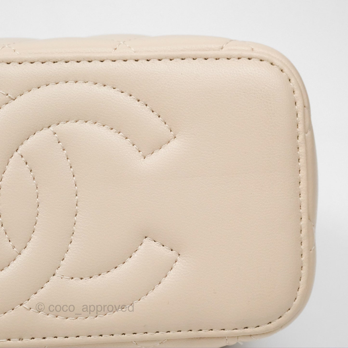 Chanel Vanity Rectangular Top Handle Ecru/Beige Lambskin Gold Hardware 23P