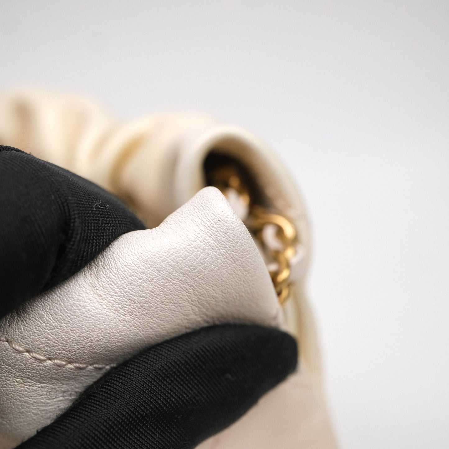 Chanel 22 Mini Bag Iridescent Light Pearly Calfskin Aged Gold Hardware