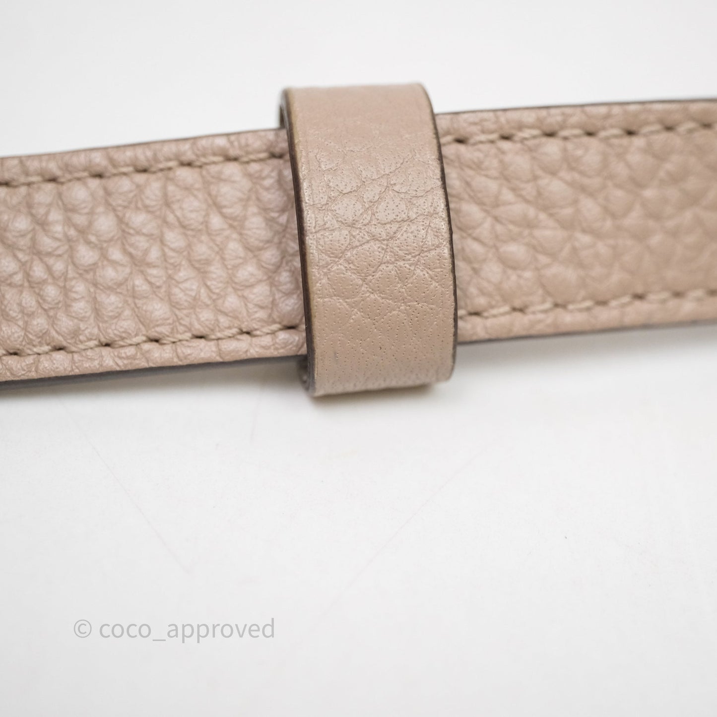 Louis Vuitton Taurillon Capucines BB Galet