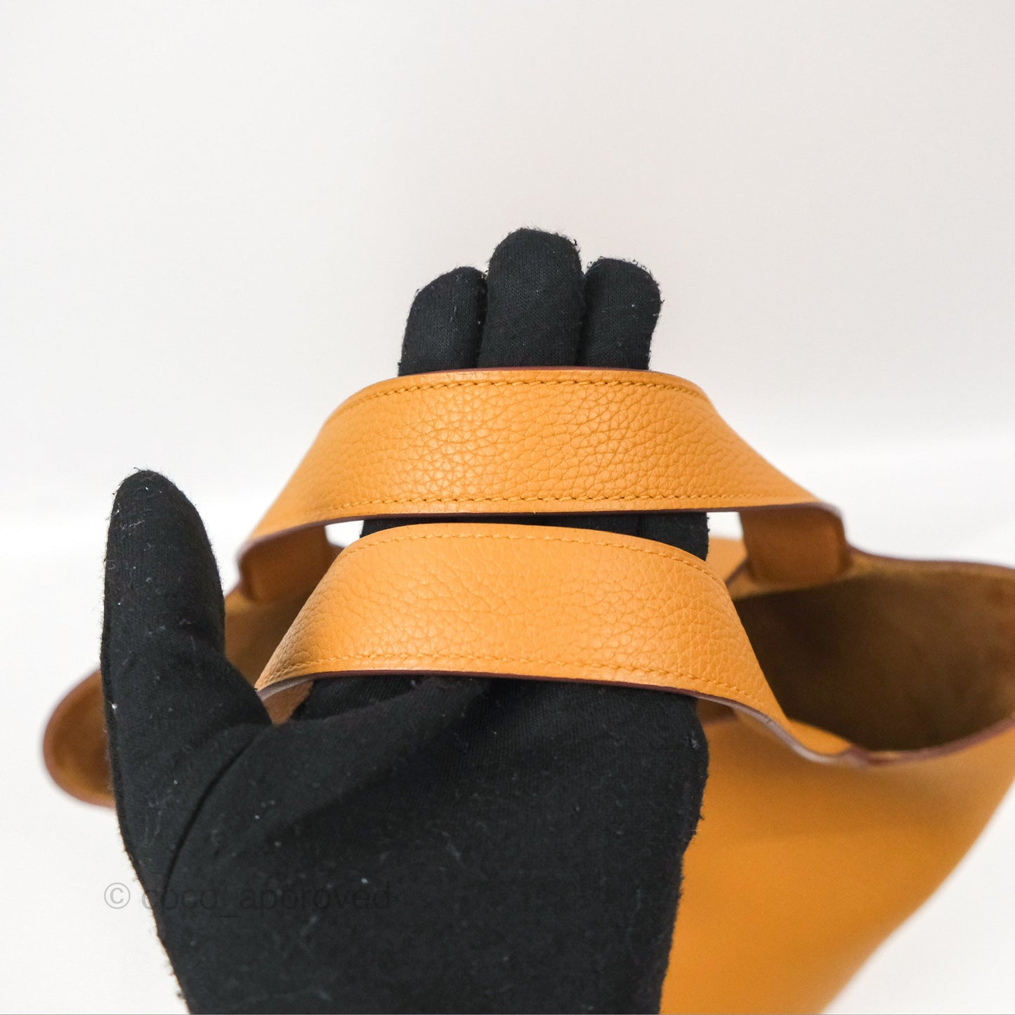 Hermès Picotin Lock 22 Sesame 2S TM Taurillon Maurice Gold Hardware