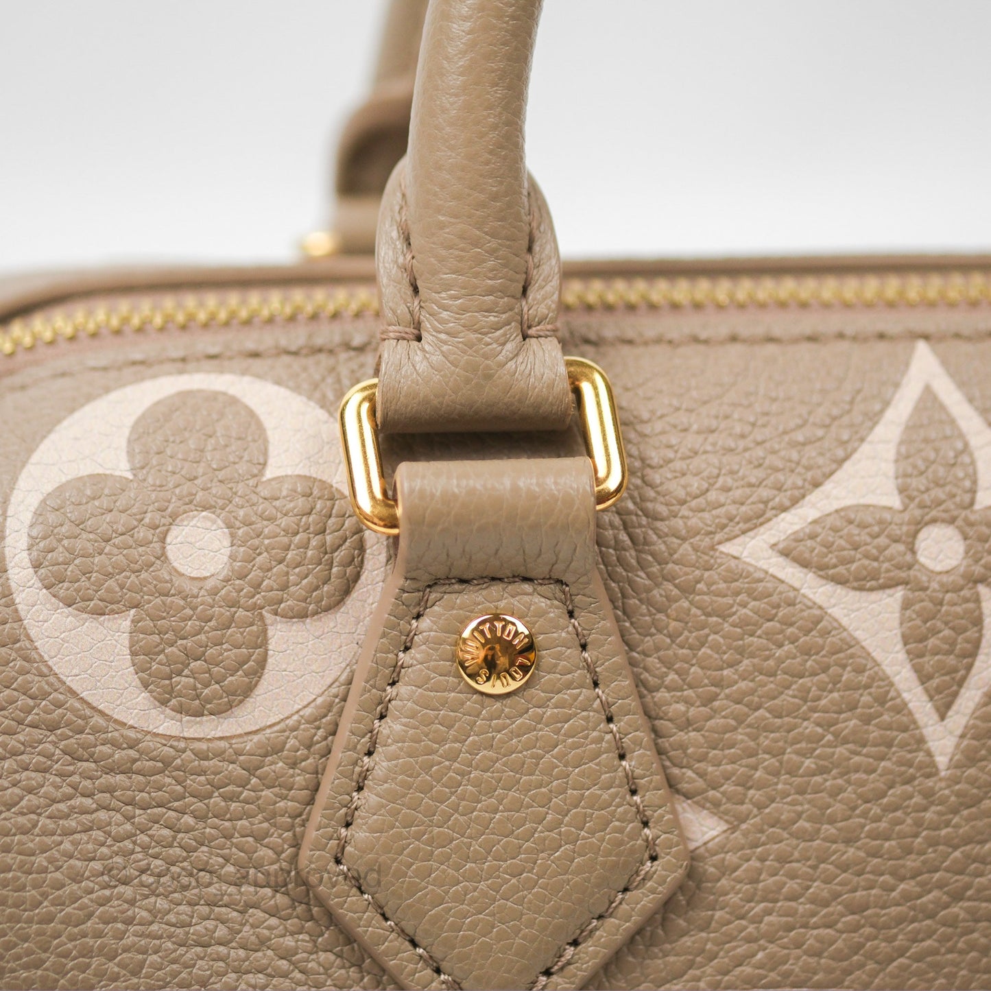 Louis Vuitton Speedy Bandoulière 20 Monogram Empreinte Tourterelle/Cream